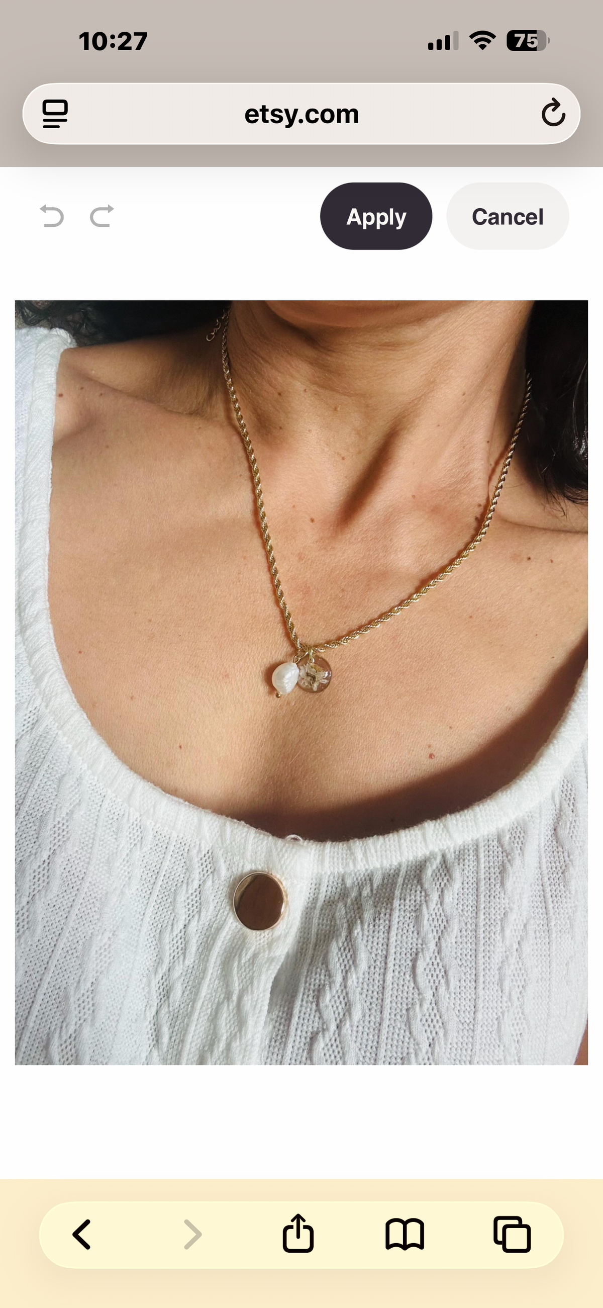 Gold plated floral wildflower & pearl resin necklace