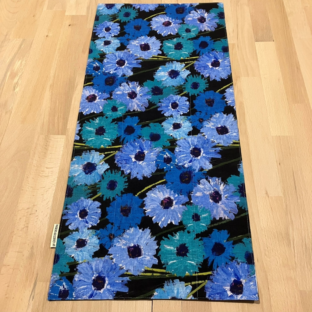 handmade australian native reversible - large daisies