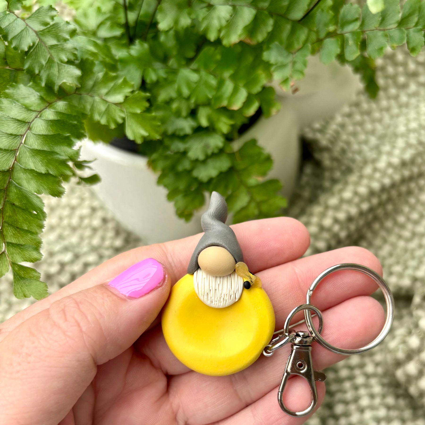 Gnome Stone - Yellow Bumble Bee