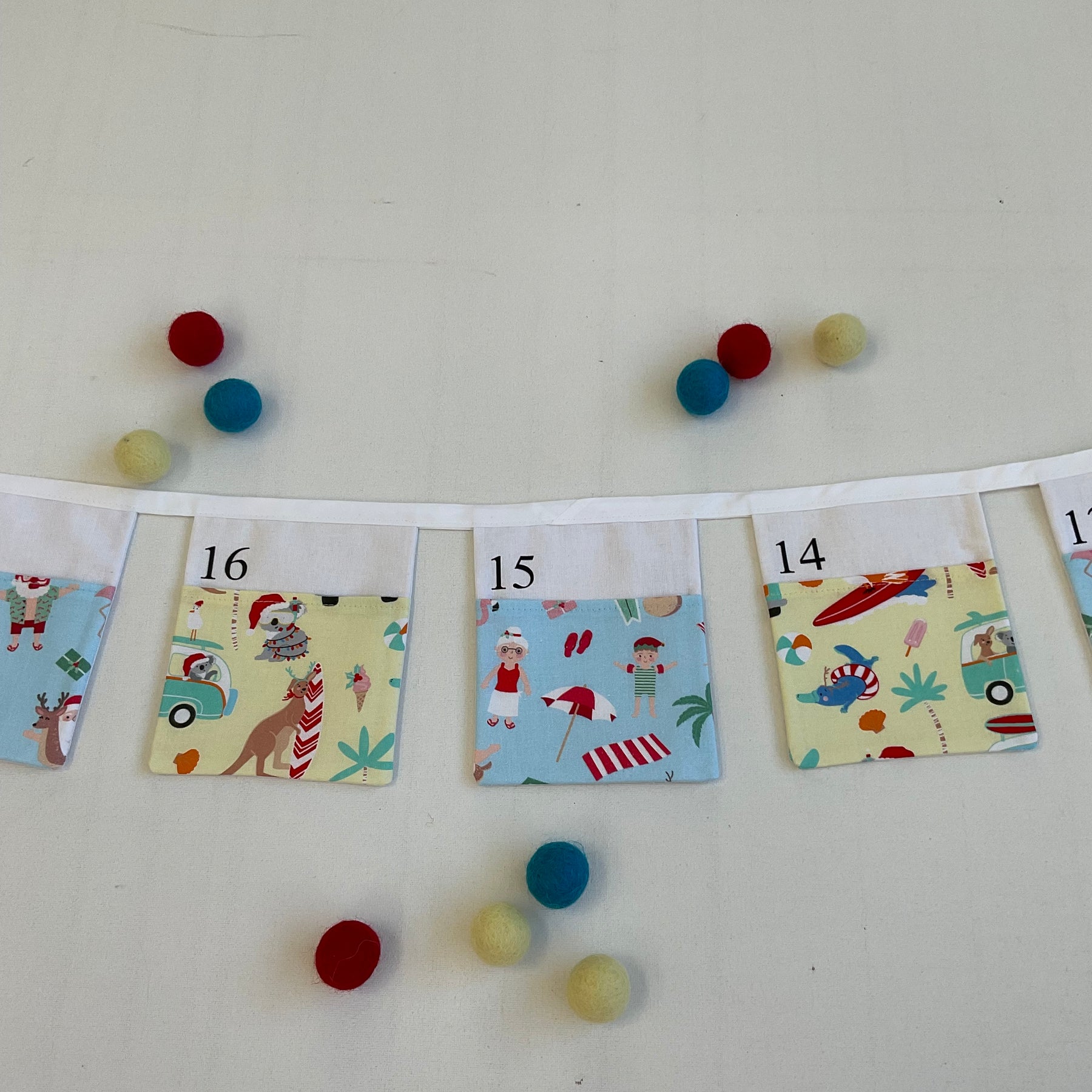 Advent Calendar Bunting - Santa at the Beach