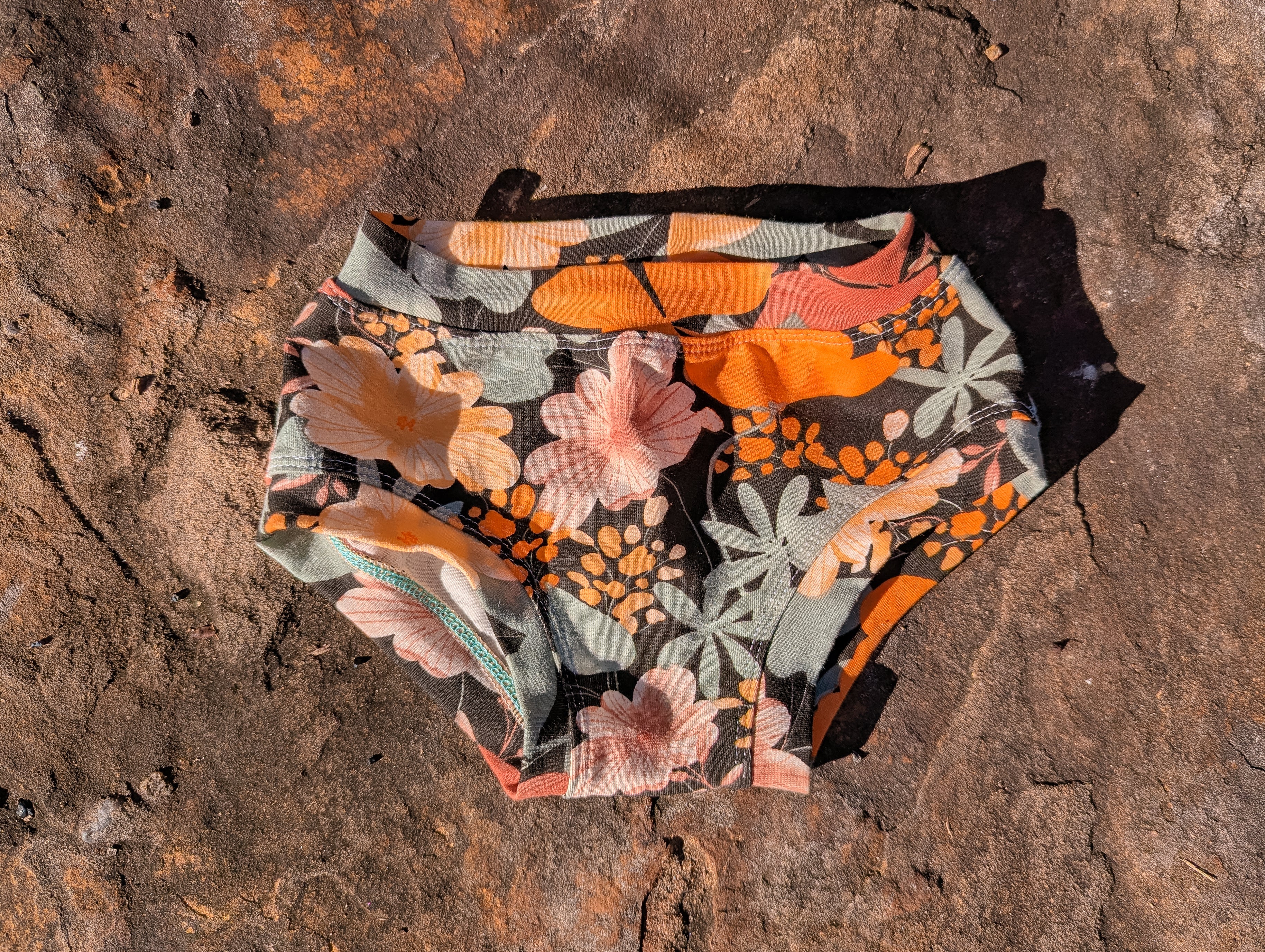 Orange floral organic underpants for kids sizes 1 to 12