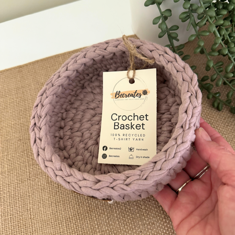 Handmade-crochet-basket-hazelnut-small