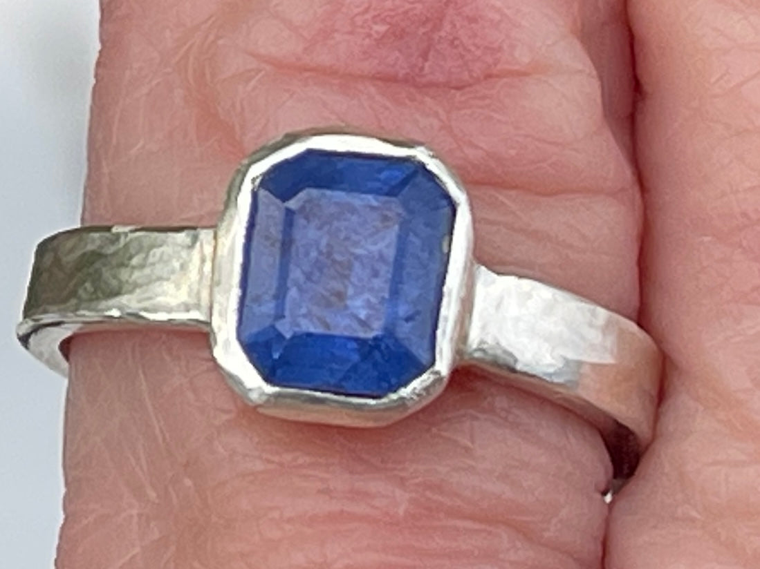 Stunning Blue Emerald cut Sapphire Ring