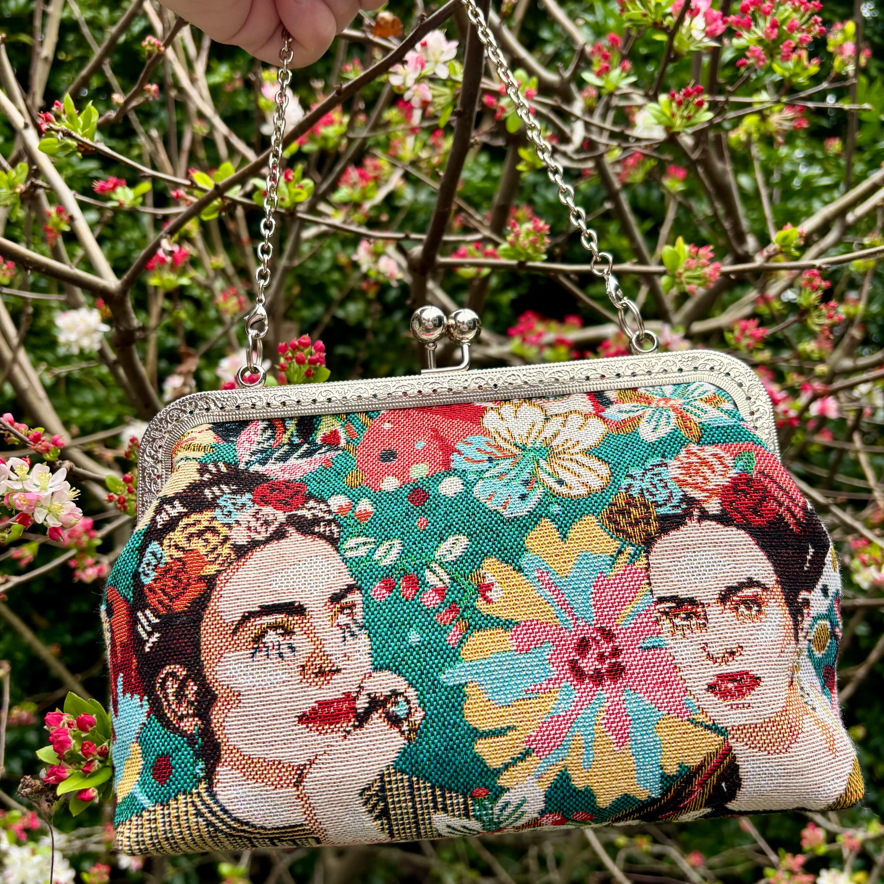 Kiss Lock Handbag - Frida Khalo