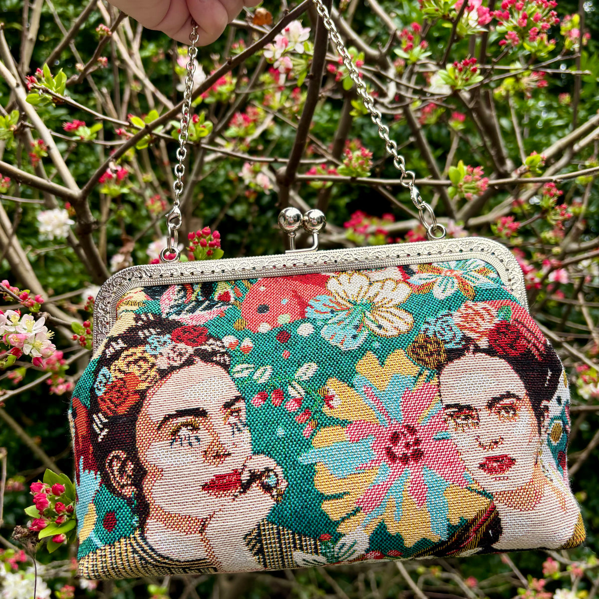 Kiss Lock Handbag - Frida Khalo