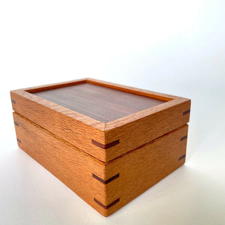 Silky Oak Box with Brazilian Rosewood Lid & Walnut Splines