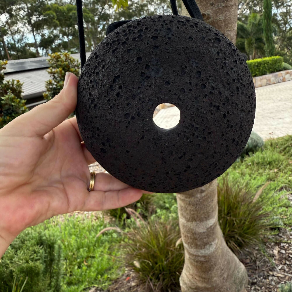 Australian-Ceramic-Pottery-Artist-Ana-Ceramica-Home-and-Lifestyle-Garden-and-Outdoor-Eclipse-Hanging-Planter-Earthy-Textured-Wheel-Thrown-Pottery