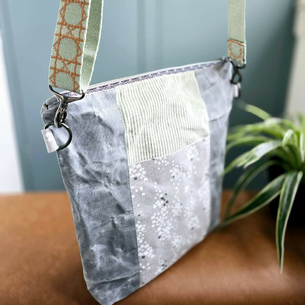 Grey waxed canvas crossbody tote bag. Winter colours.