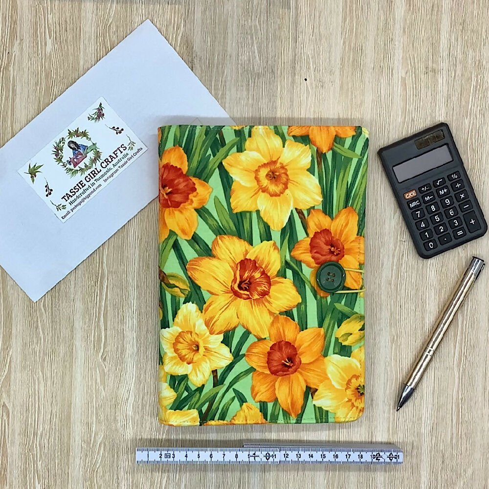 Daffodils refillable A5 fabric notebook cover gift set - Incl. book and pen.