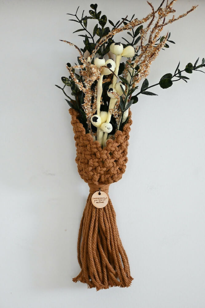 Macrame Faux Plant Holder/Air plant Pod