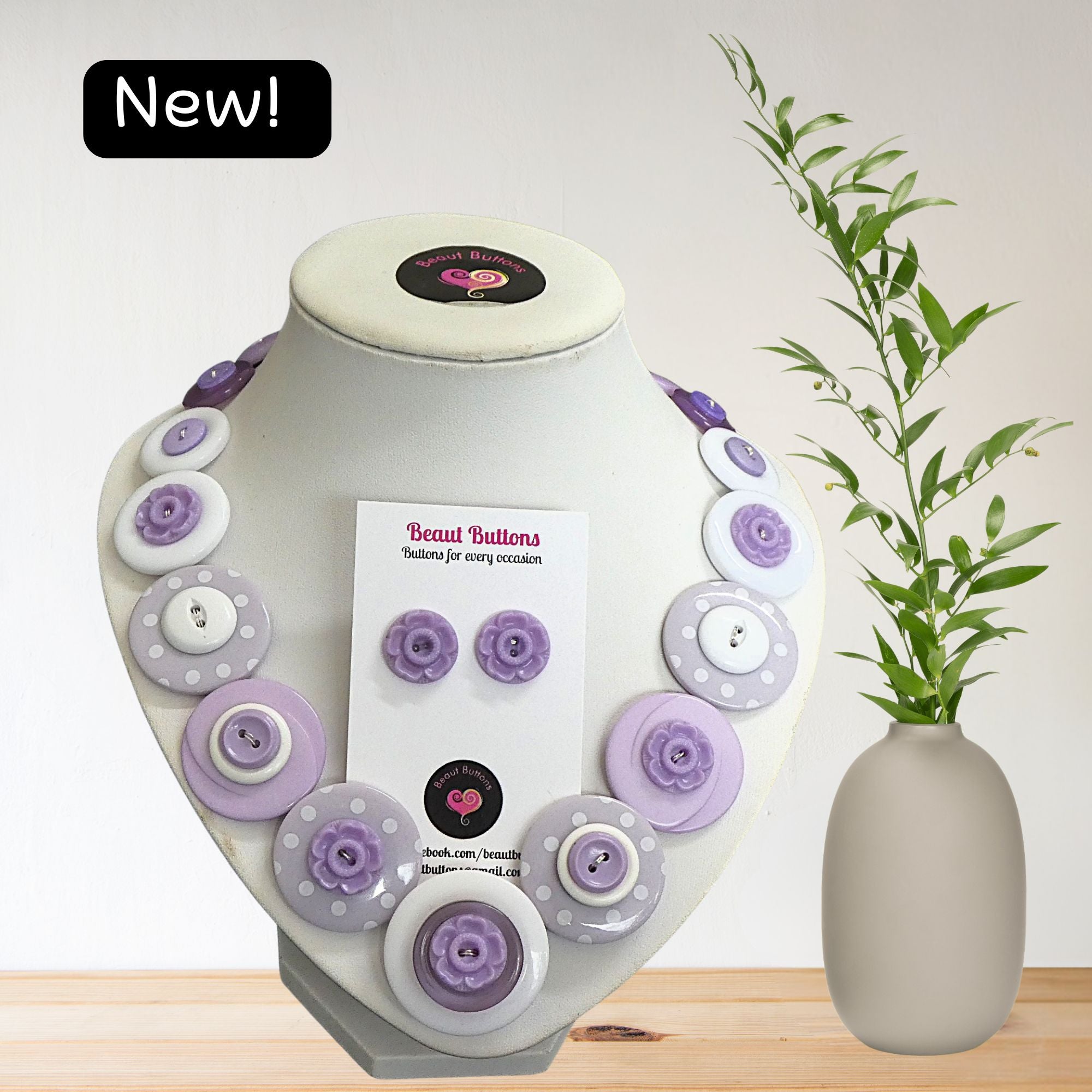 Button necklace - Sweet Lavender