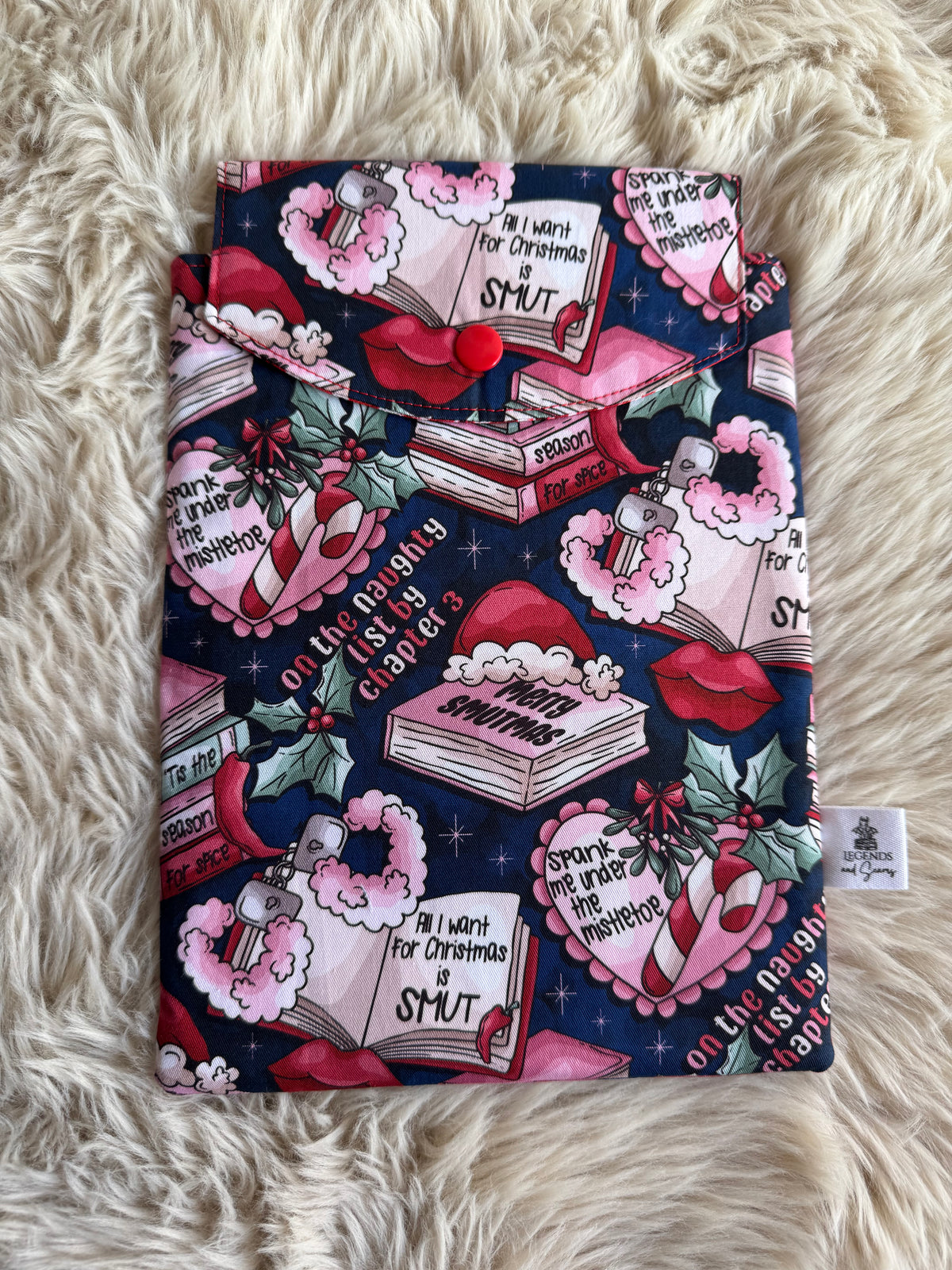 Smutmas eReader/Book Sleeves
