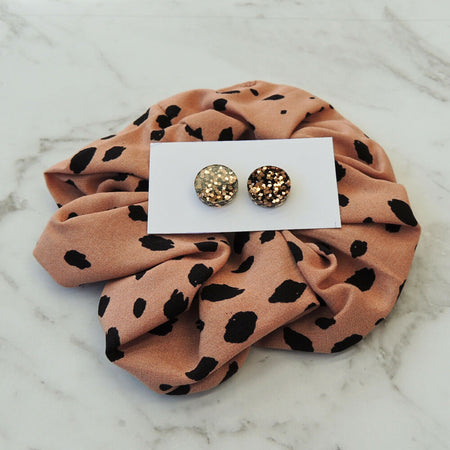 Brown Scrunchie & Stud Set