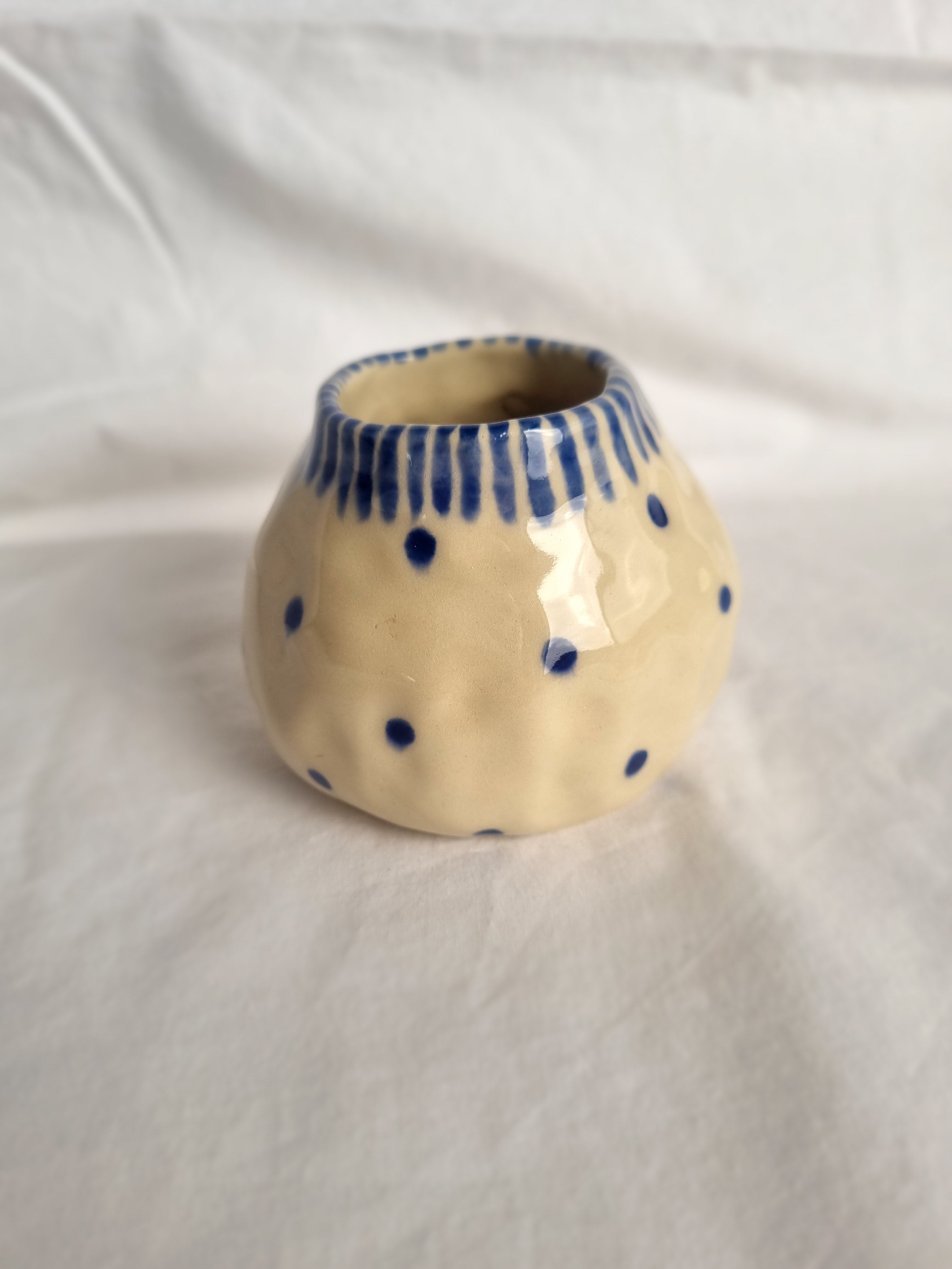 Medium bud vase