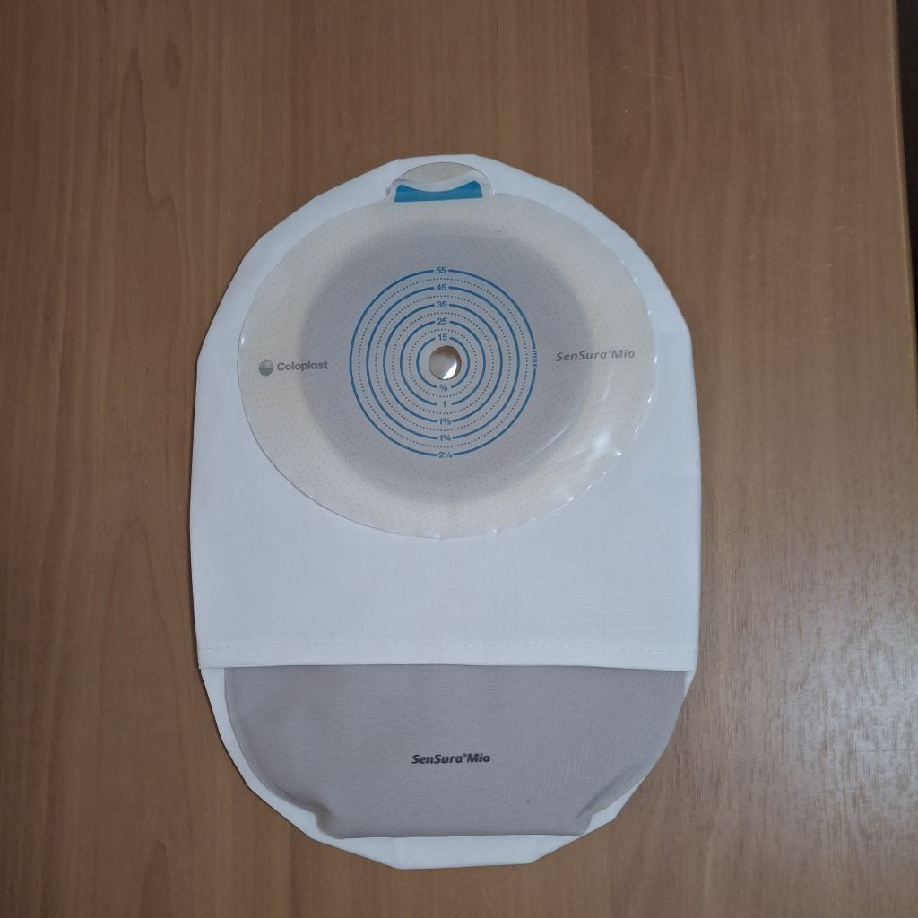 STOMA BAG COVER REGULAR WHITE ILEOSTOMY, COLOSTOMY, UROSTOMY