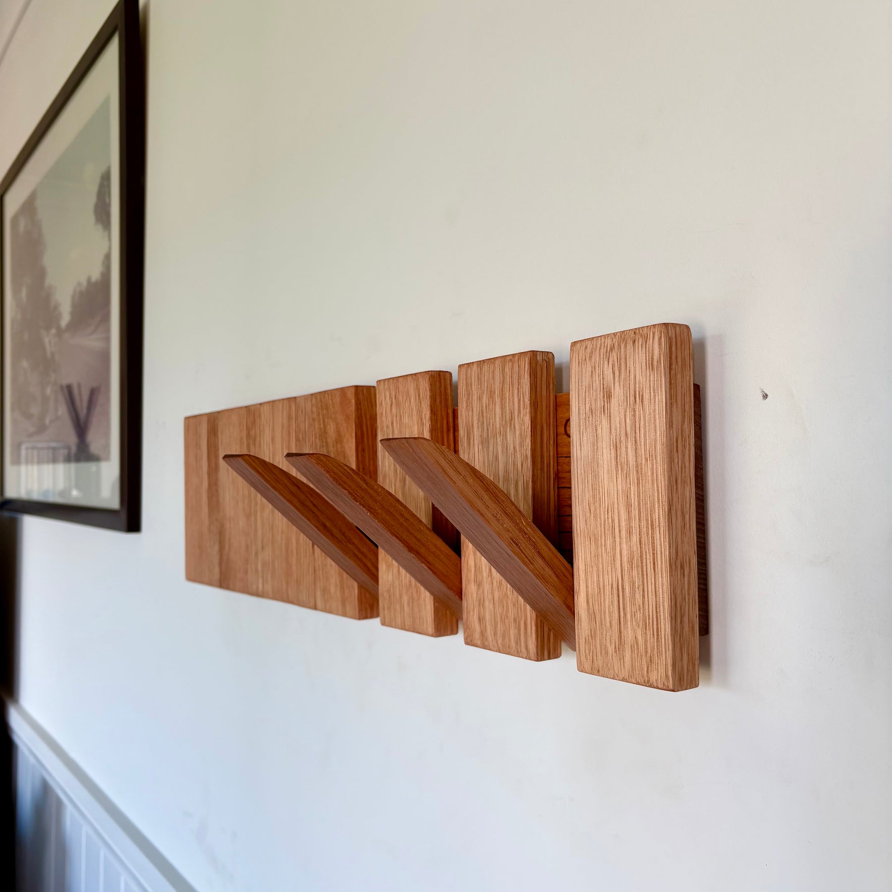 No.4 Tasmanian oak Horizon line coatrack