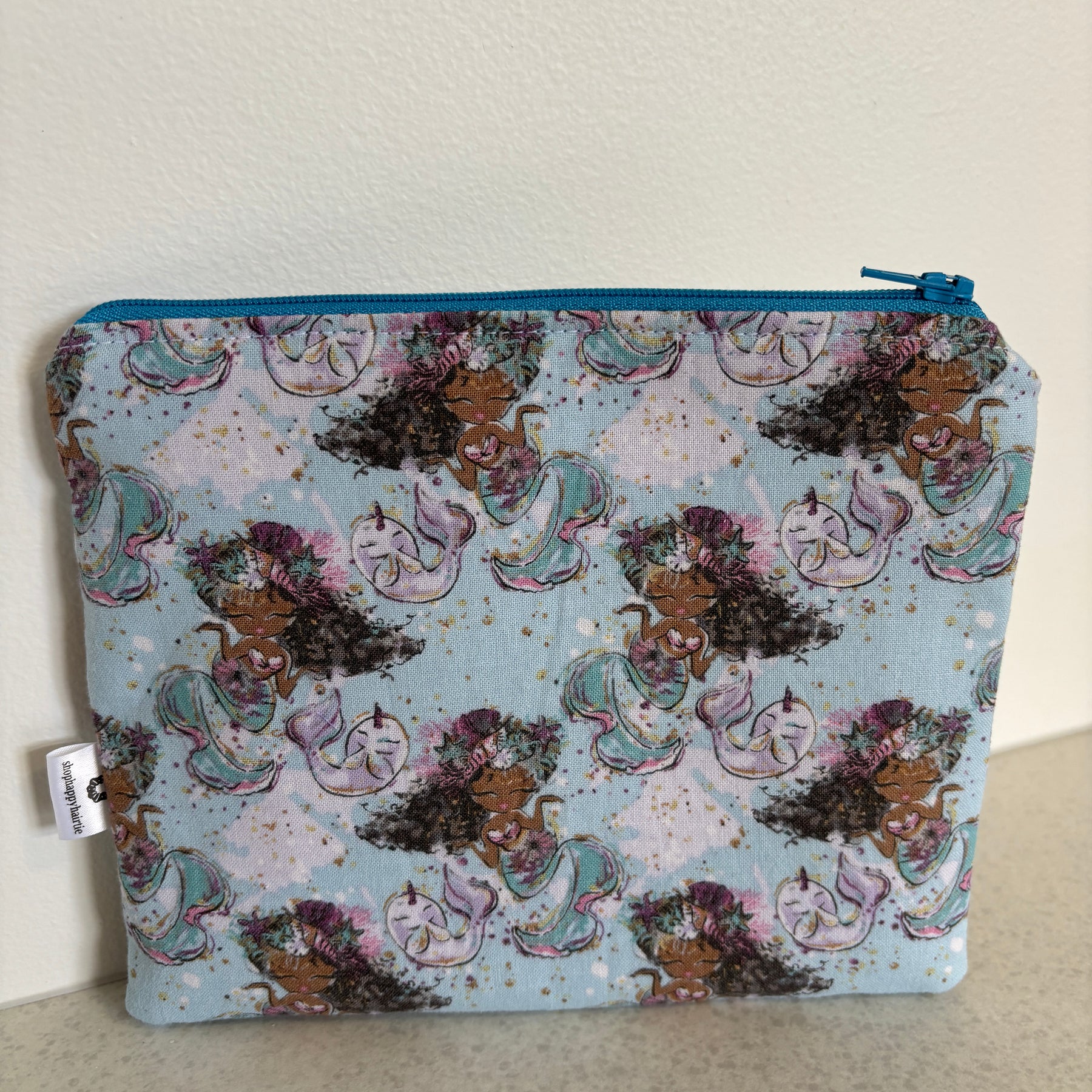 Medium & Large Handmade Fabric Zipper Pouches – Makeup & Travel Organiser