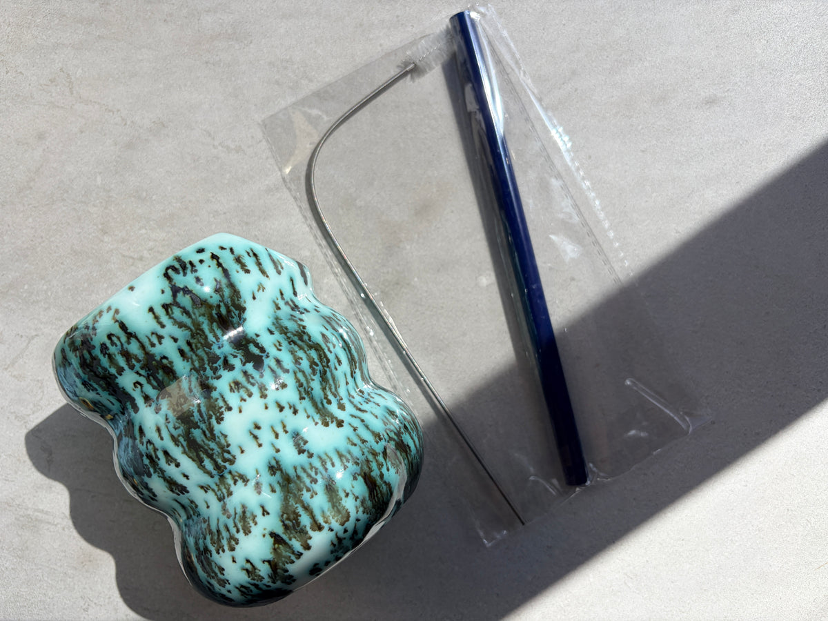 Handcrafted Porcelain Tumbler with Silicon Straw, 600mL Bubble Cup in Moss Glaze