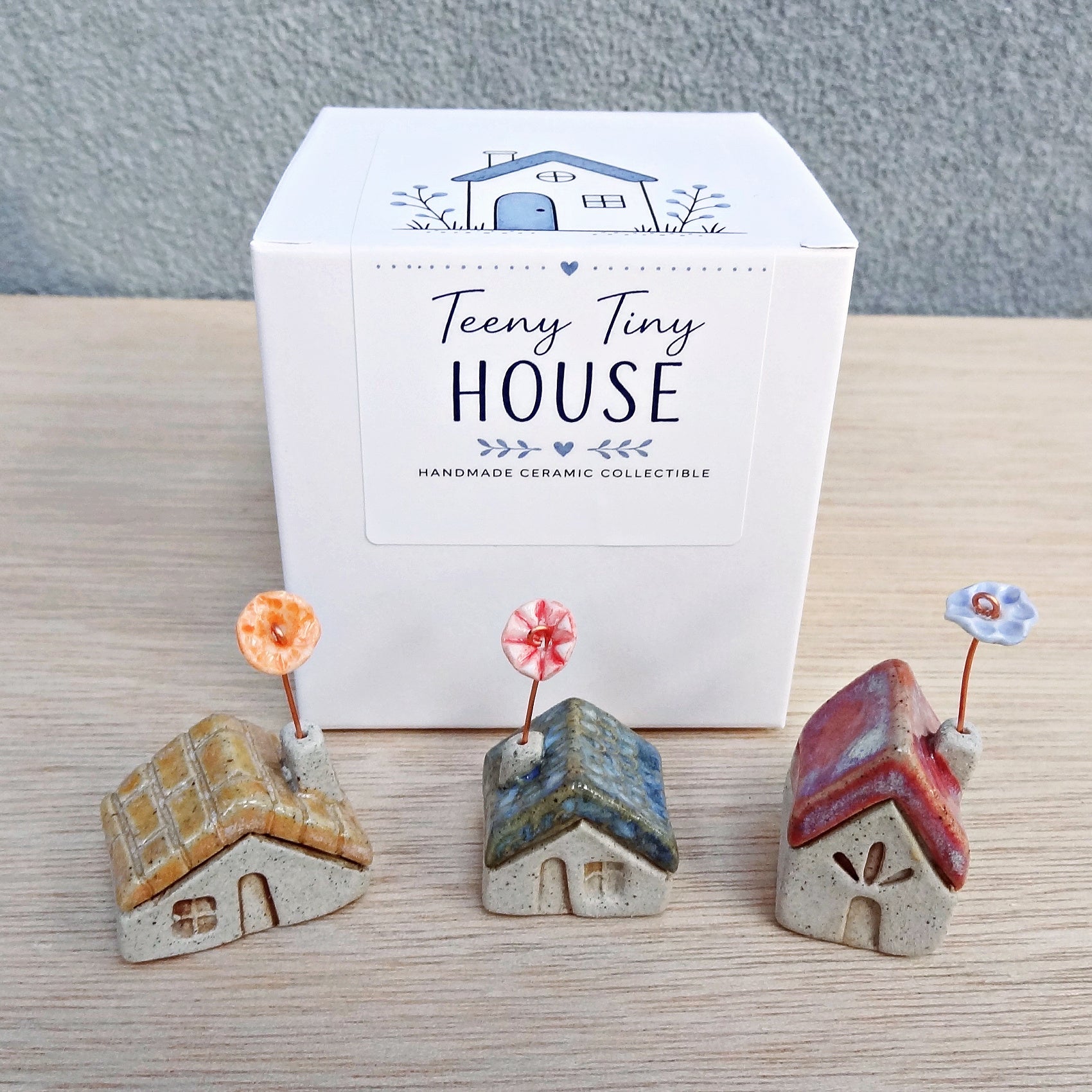 Tiny ceramic house blind box. Collectable miniature ceramics surprise box