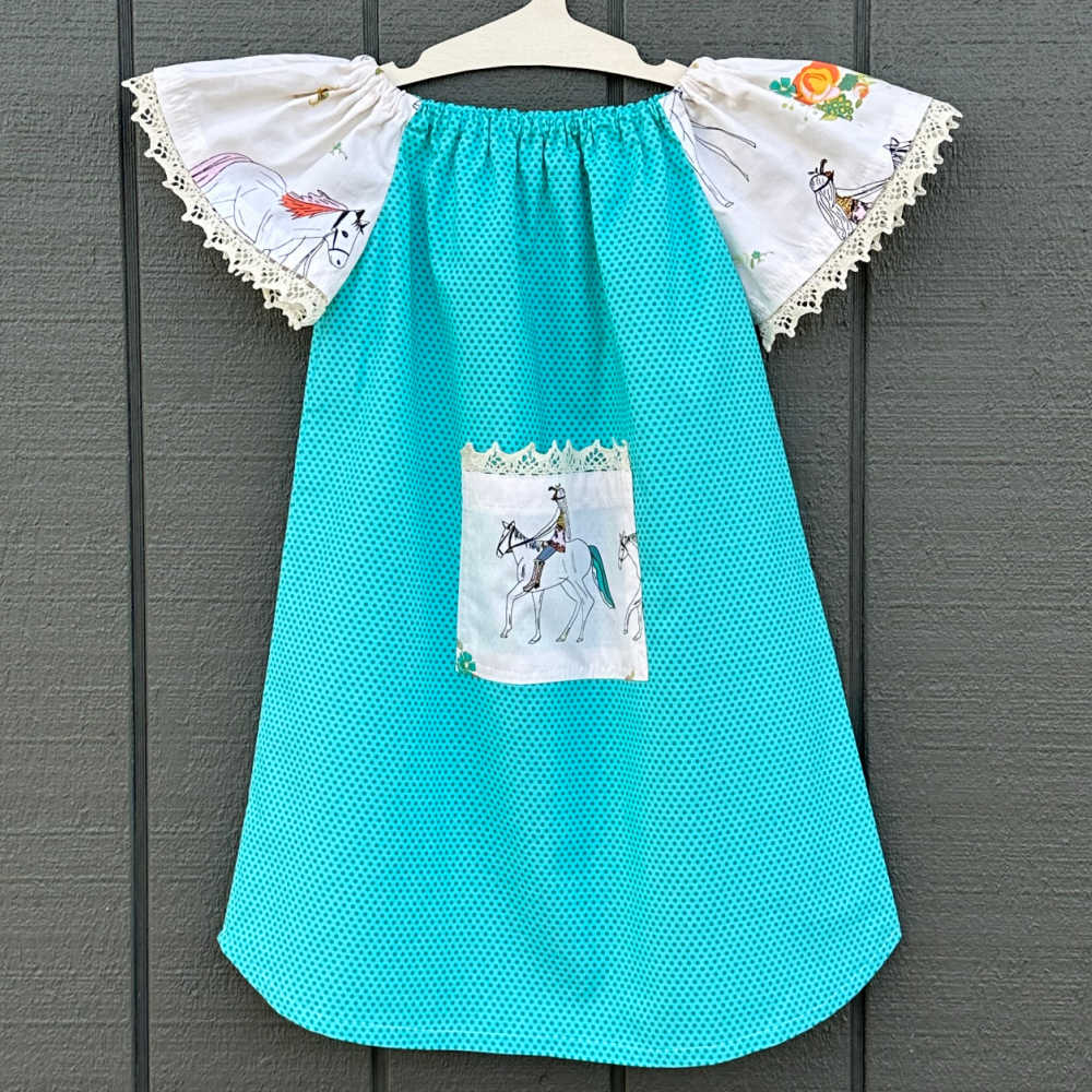 Girls Size 5 Horse Print Flutter Sleeve Dress