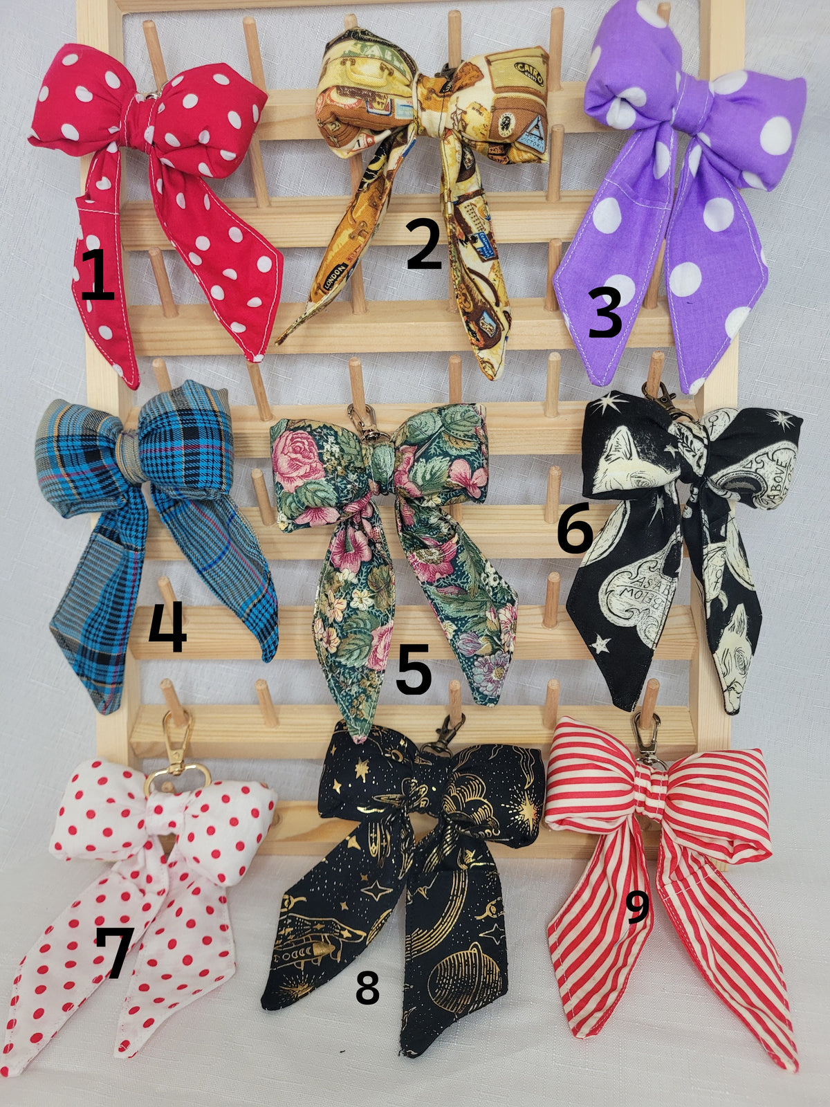 Bow Keyring with pocket