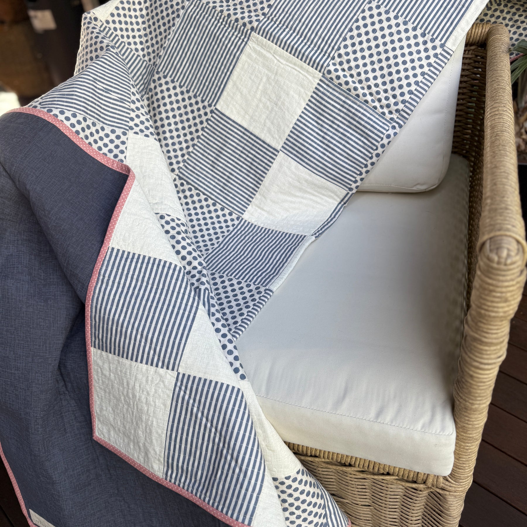 Coastal Harbour Lights Quilt: Blue & Cream Polka Dot Stripes