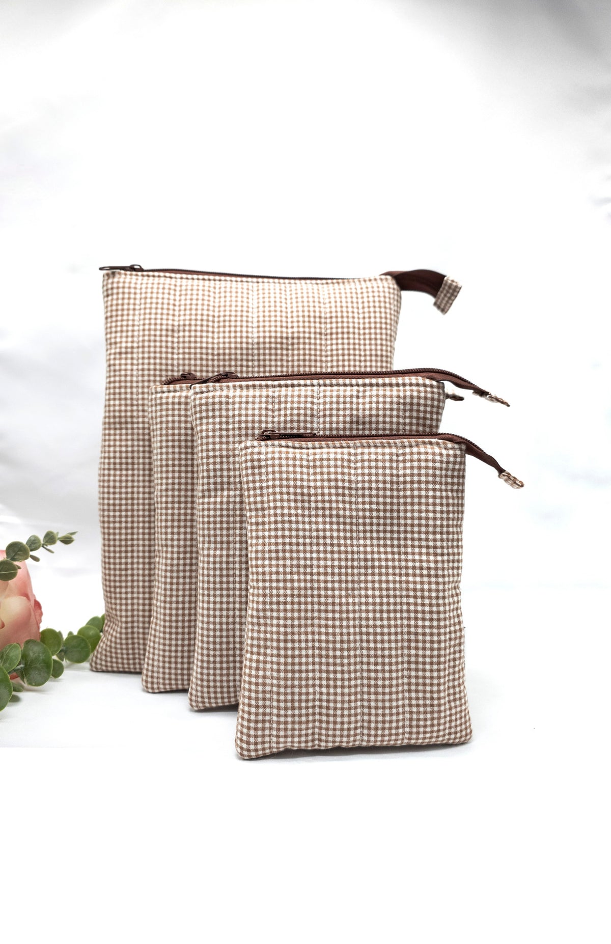 Padded Kindle Sleeve, Quilted E-reader case, Caramel Gingham