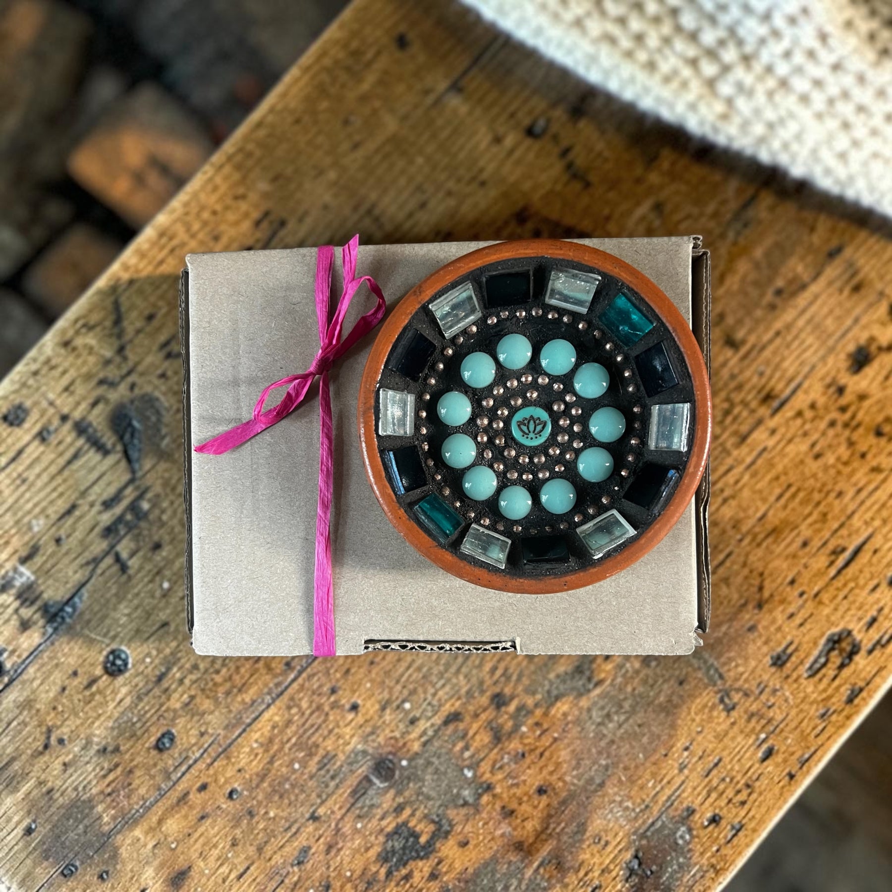 Mosaic DIY Kit. Bee/Butterfly Bath.