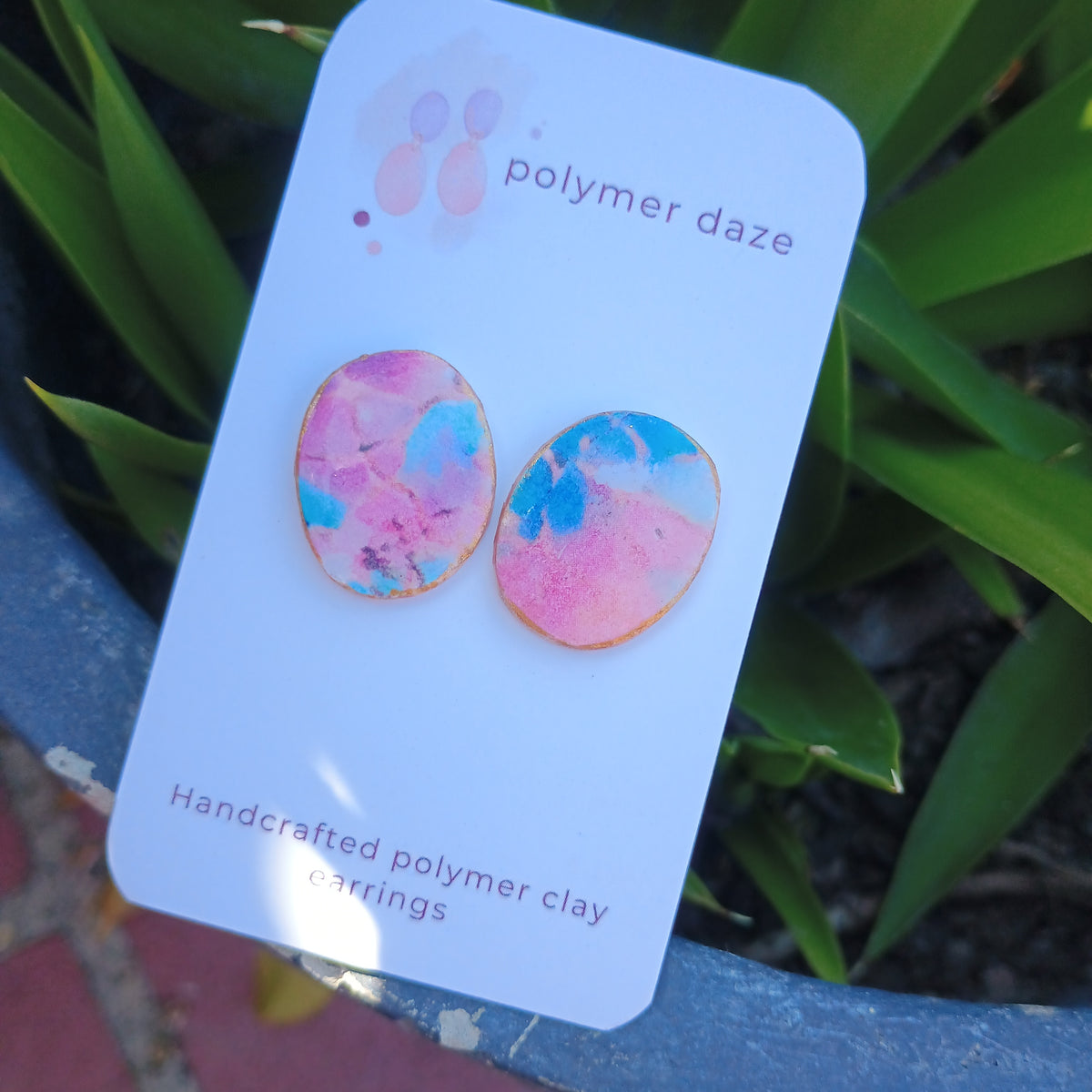 Polymer clay watercolour stud earring pink