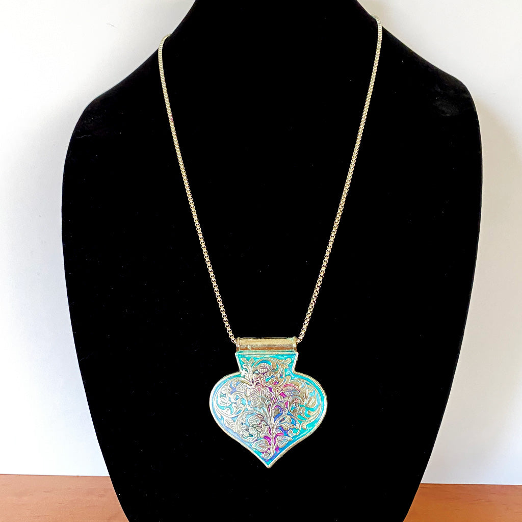 Necklace Painted heart