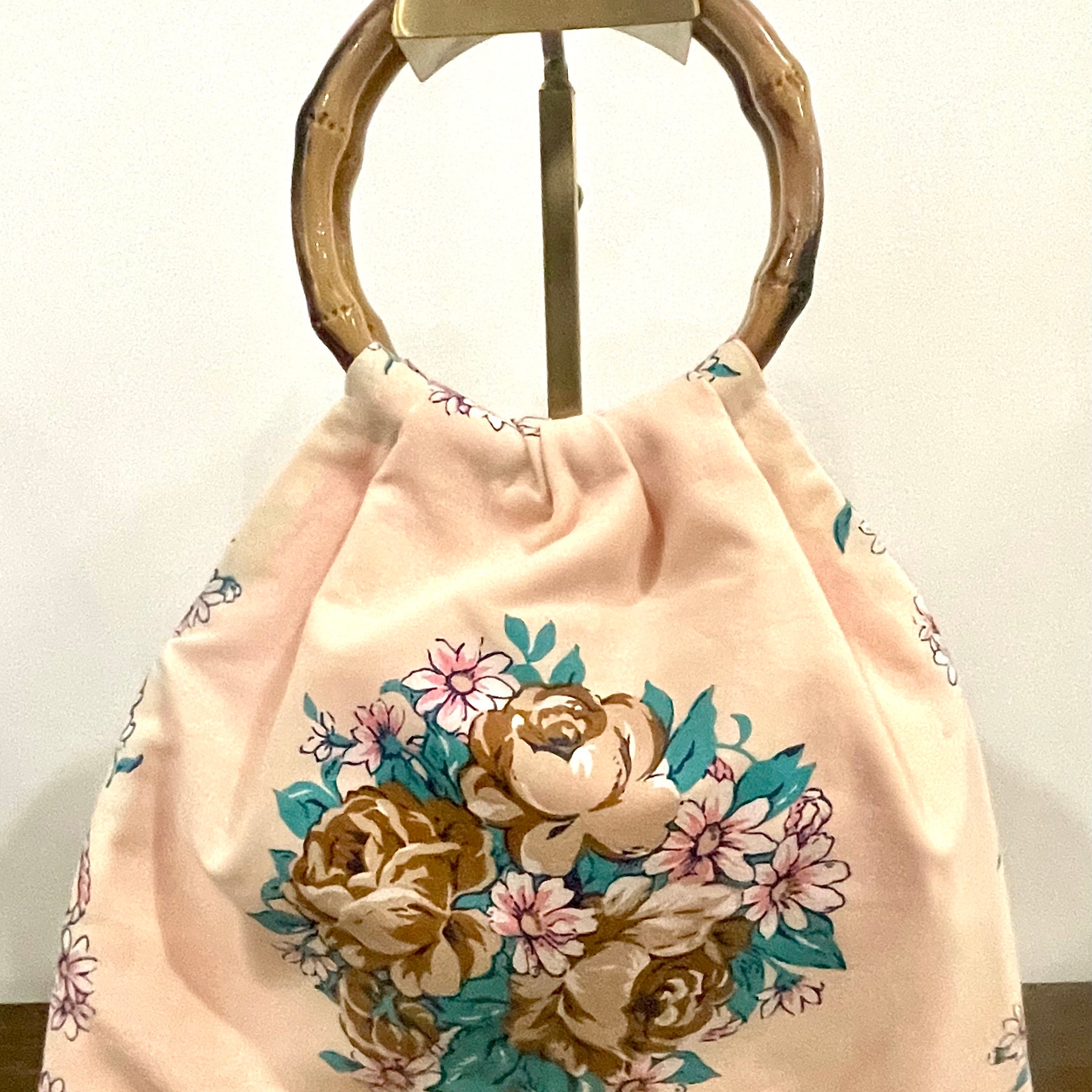 Mini Granny Bag, Cream Floral, Pink Interior, Handmade