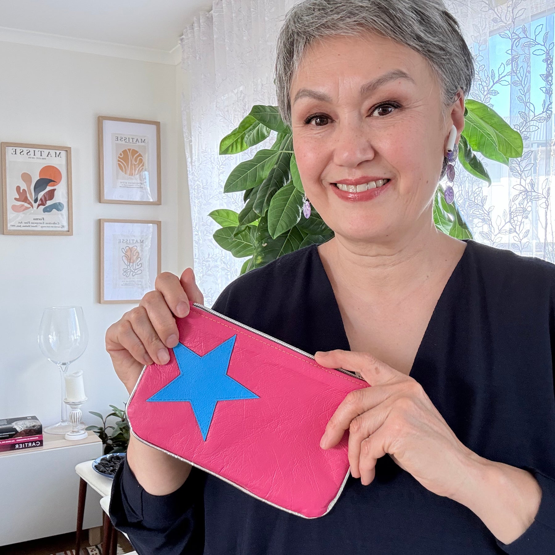 Leather pouch ‘Blue star’