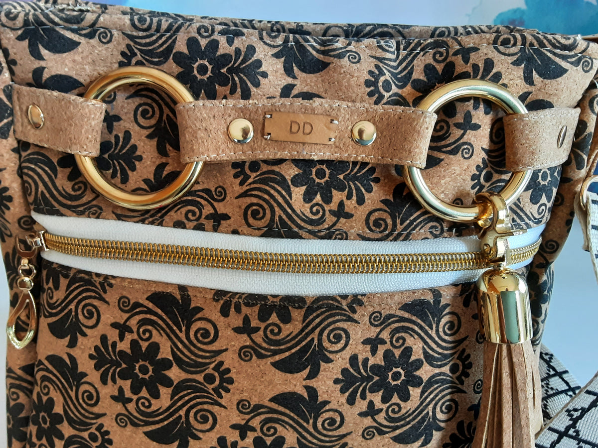 Cork crossbody bag with O-ring & Tassel