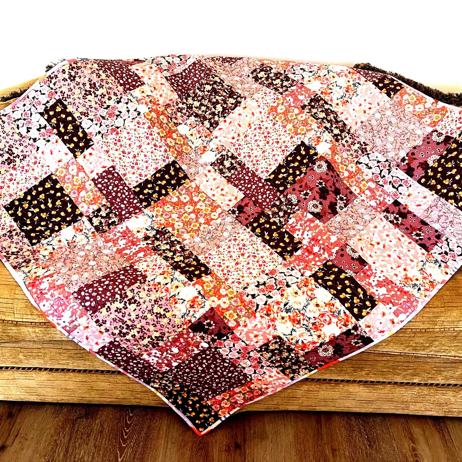 5-Cut Fat Quarter Quilt Pattern: Easy Step-by-Step Instructions (PDF Download) video tutorial
