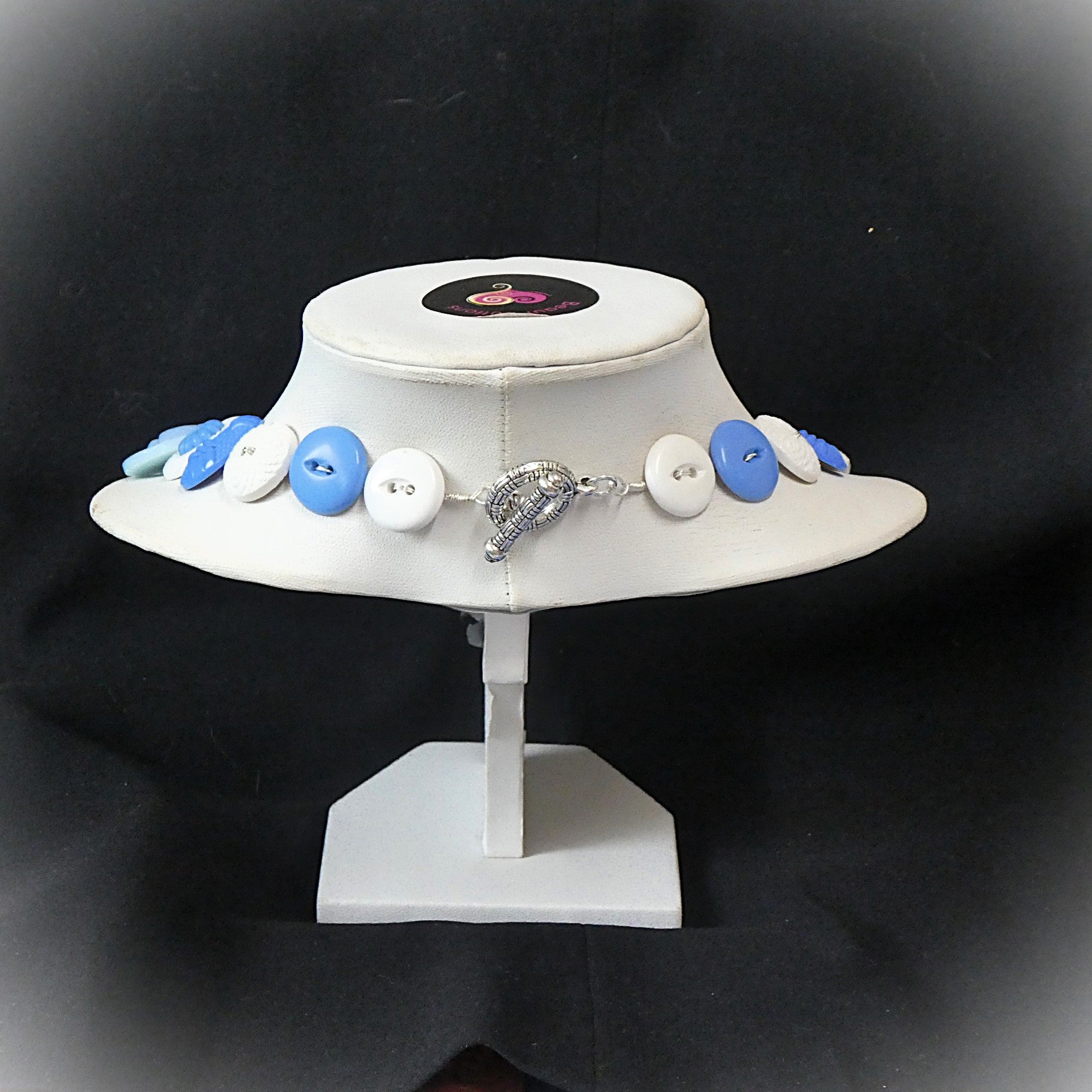 Button necklace - Blue Skies