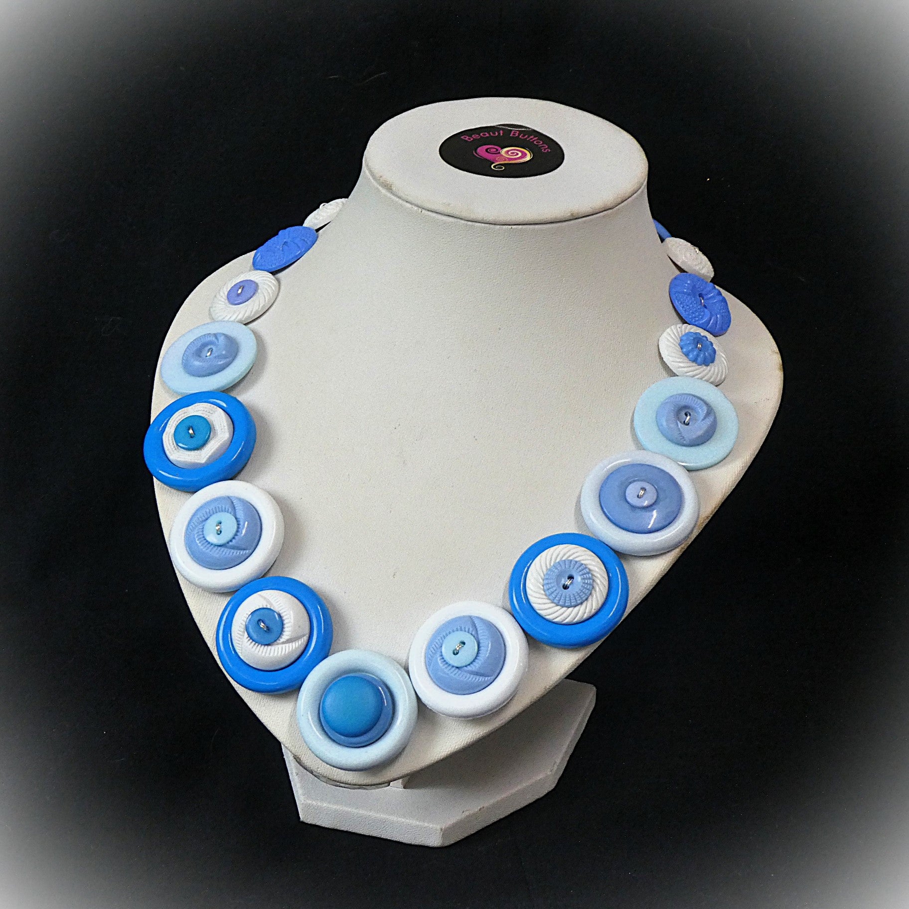 Button necklace - Blue Skies