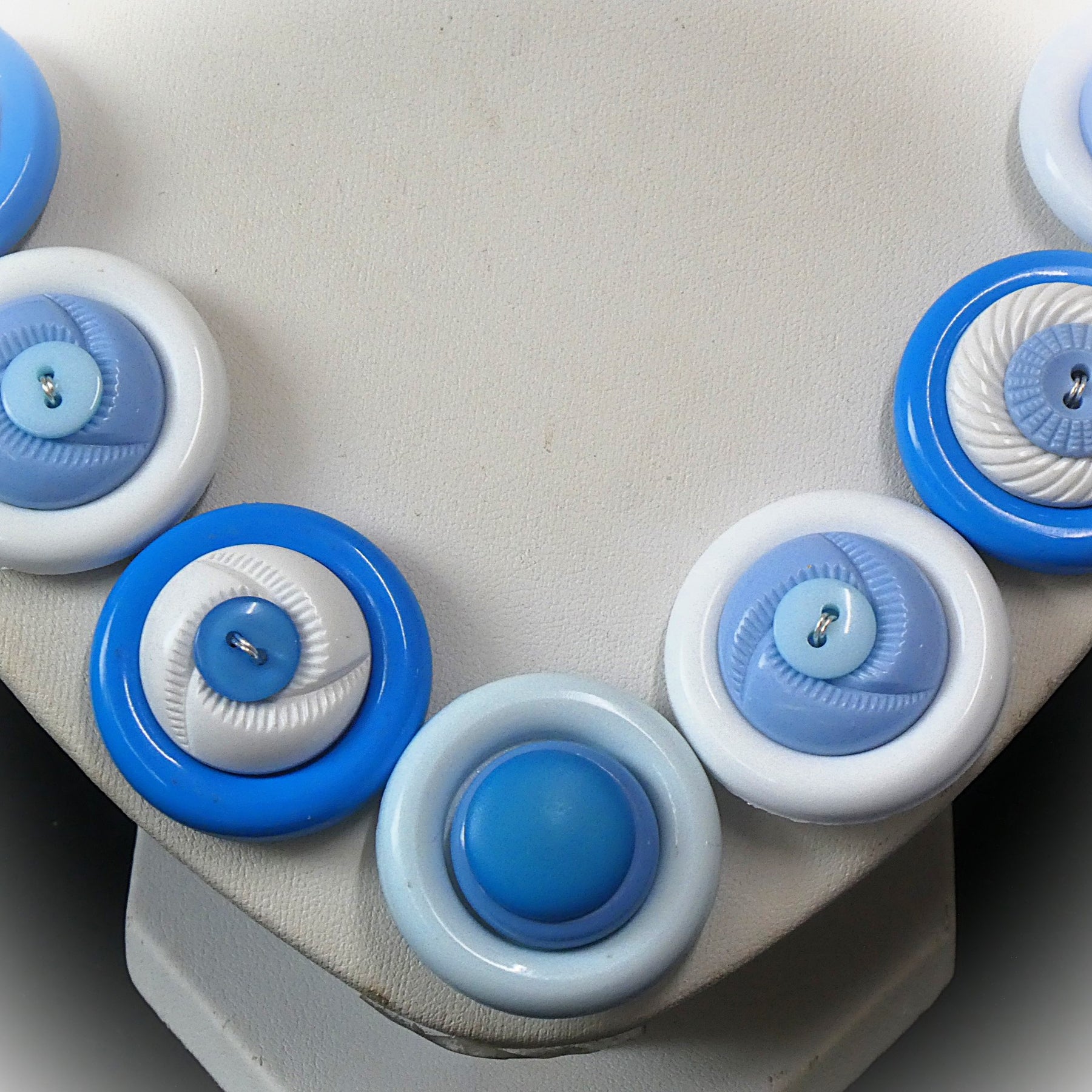 Button necklace - Blue Skies