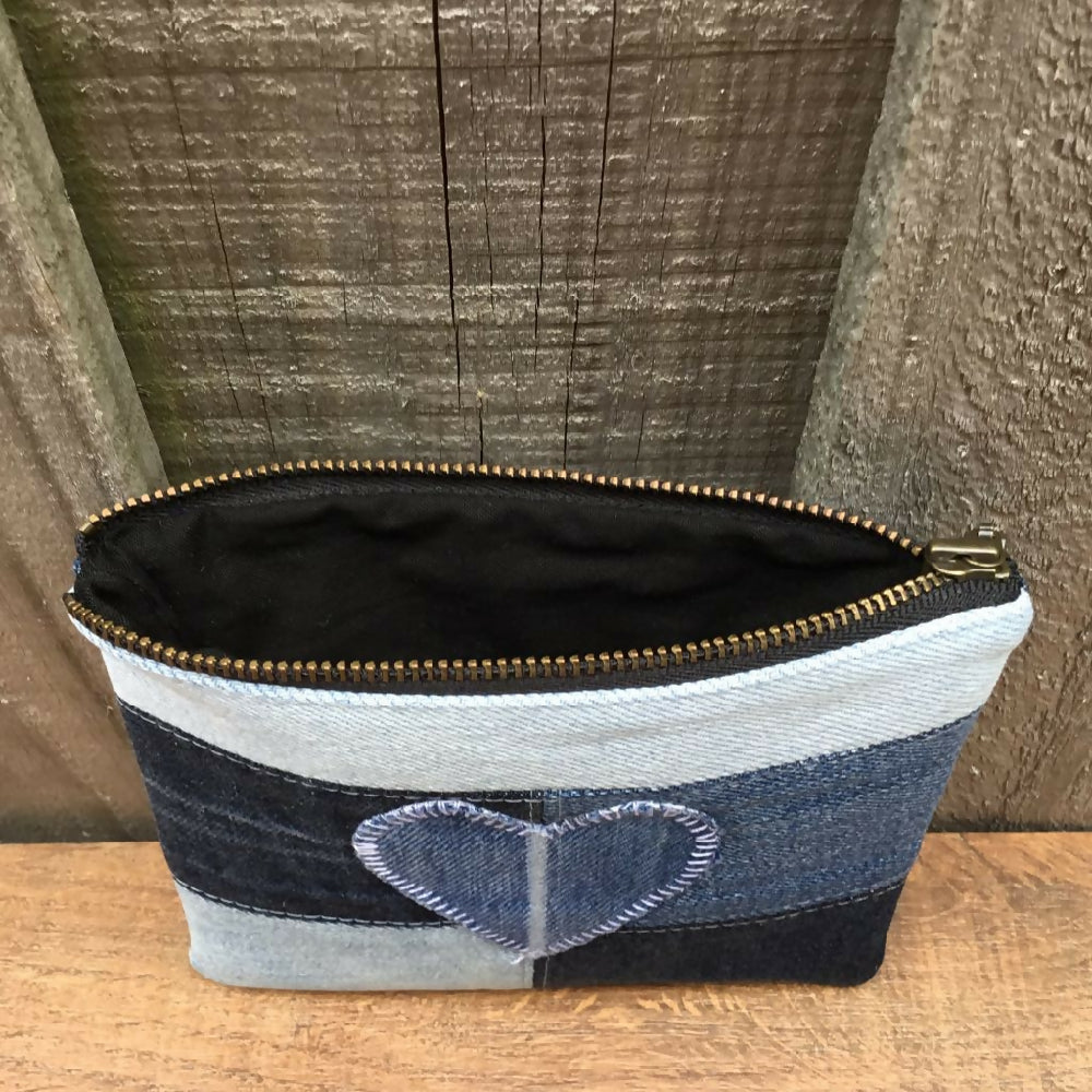 Upcycled Denim Purse – Denim Heart