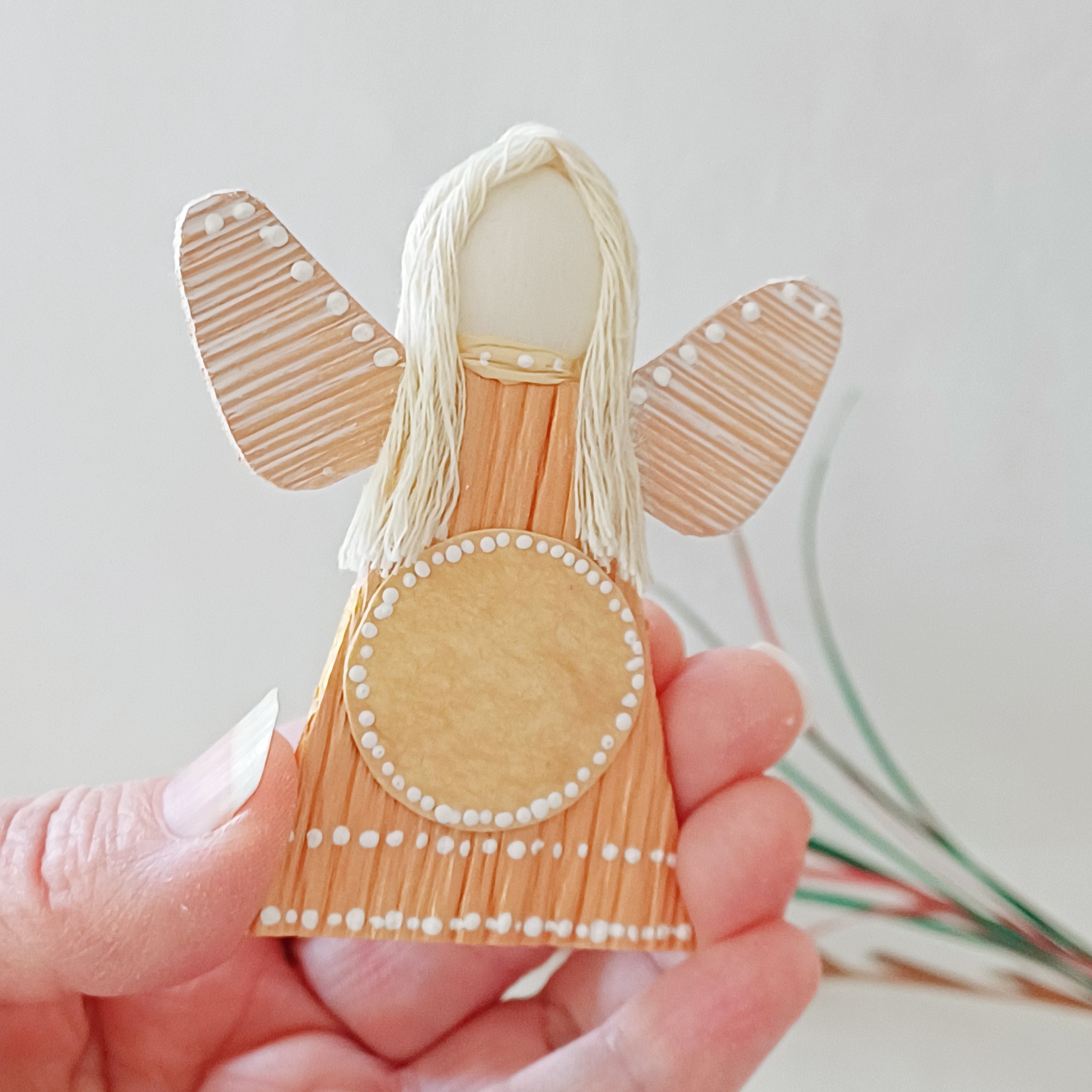 Hello - Little Palm Leaf Angel, Place for Handwritten Message