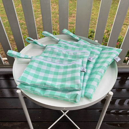 Water-resistant wet bags - Garden Party Picnic Gingham Jade Green (JacSlade)