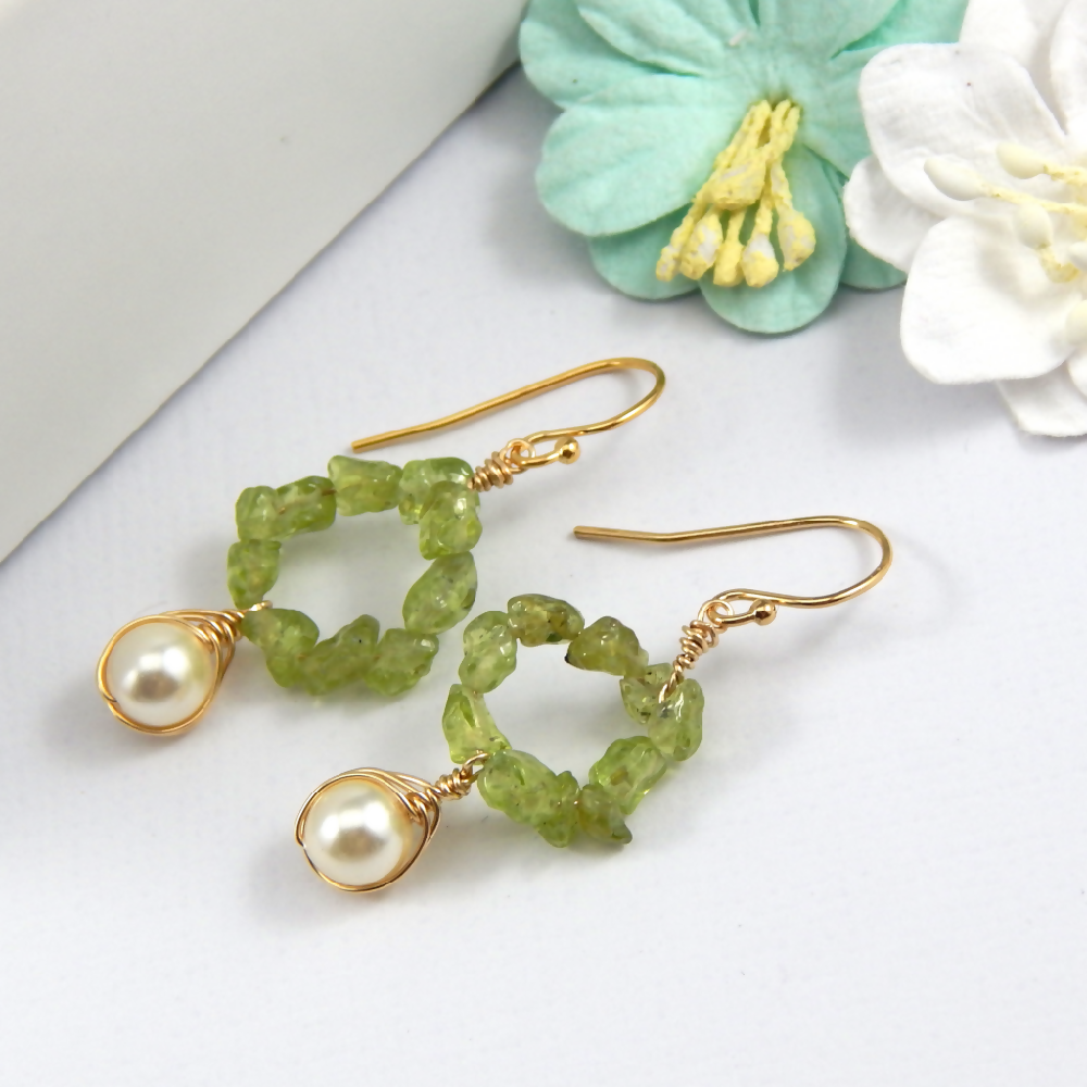 Peridot Earrings,August Birthday,August Birthstone,Gemstone Pea Pod Earrings