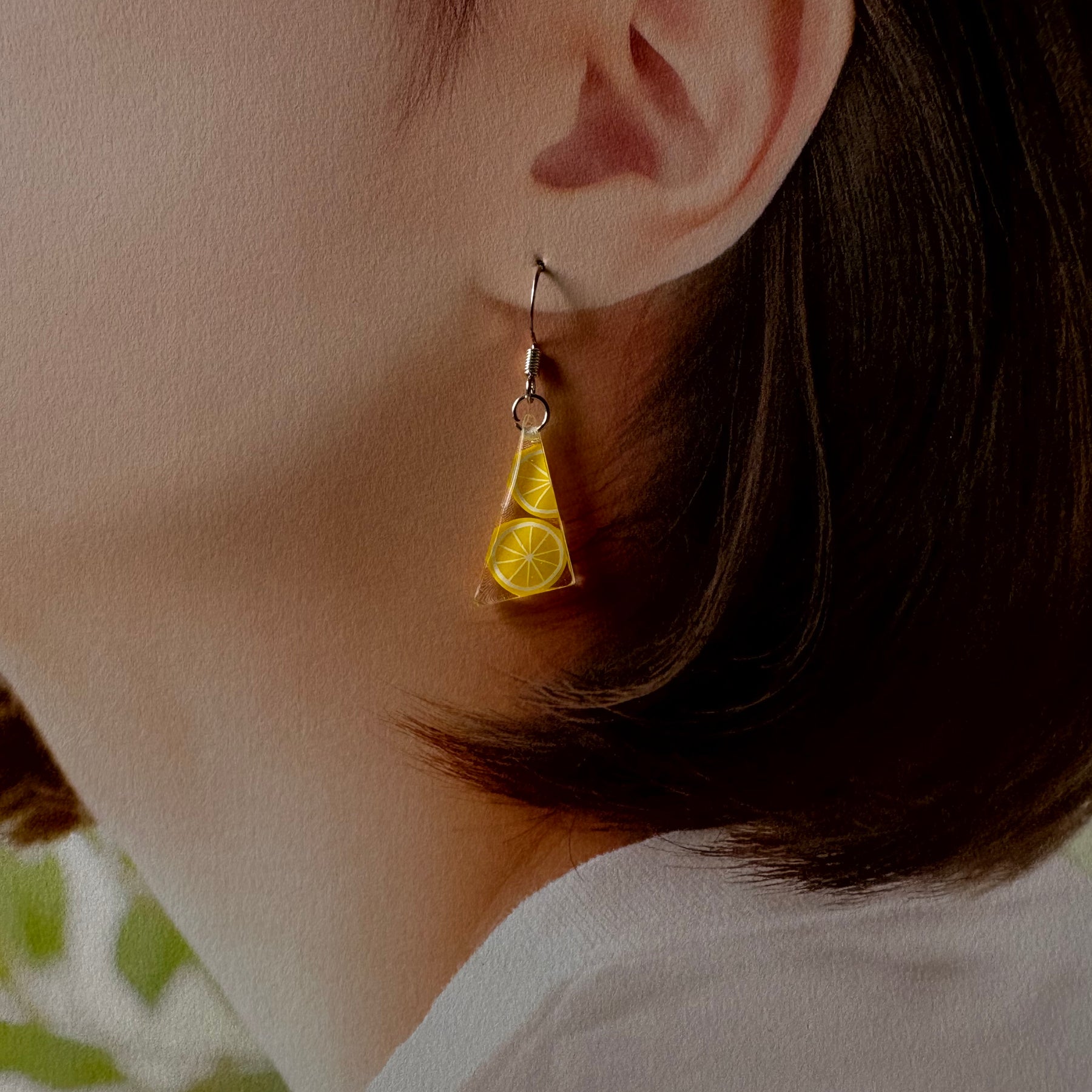 Lemmon resin earrings