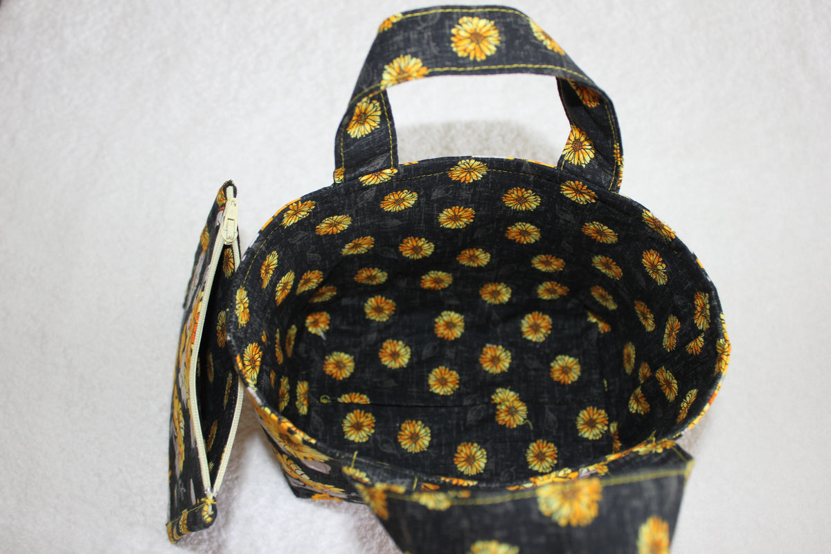 DAISIES – TINY TOTS TOTE BAG RANGE