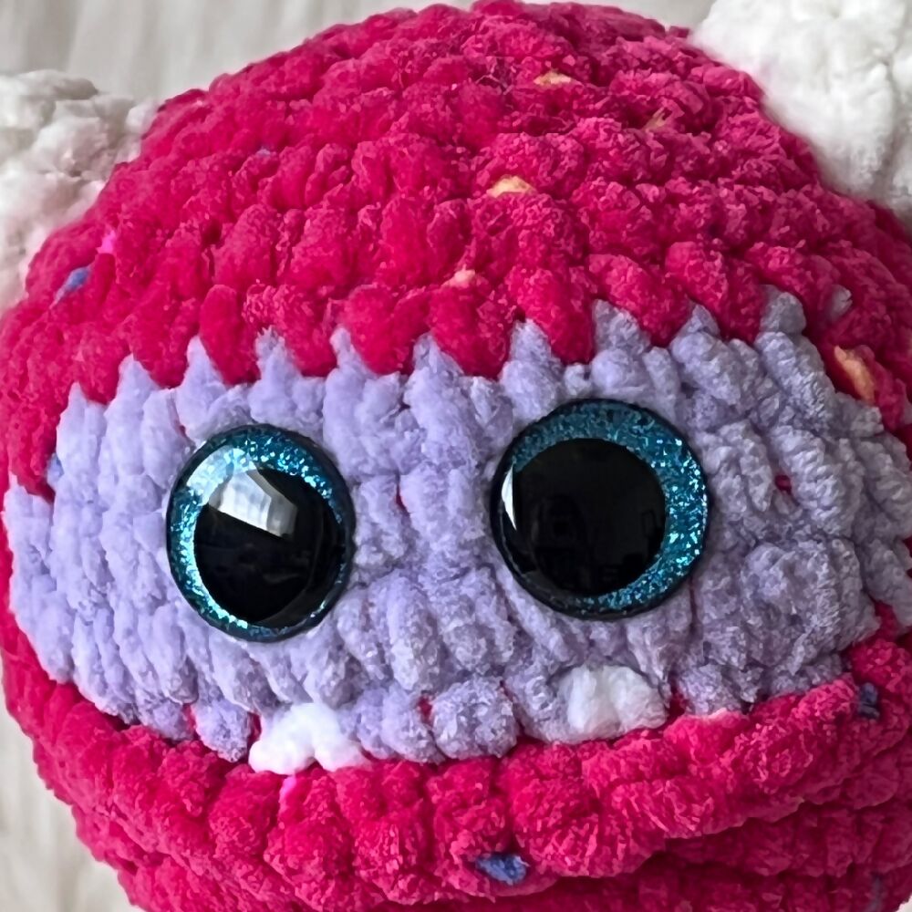 Crochet Monster, Daisy Monster - Pink / Red
