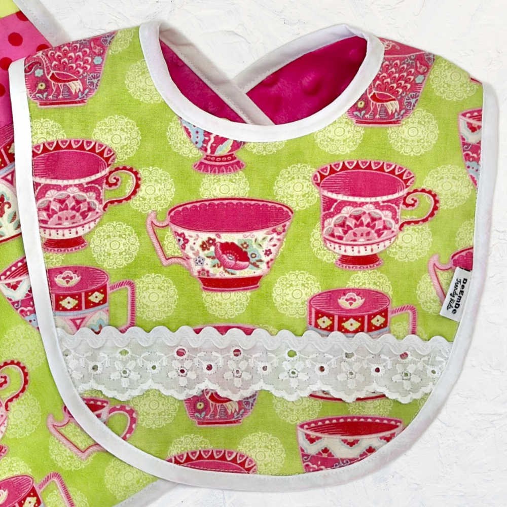 Handmade Baby Bib and Extra Large Burp Cloth Set – Teacup Print