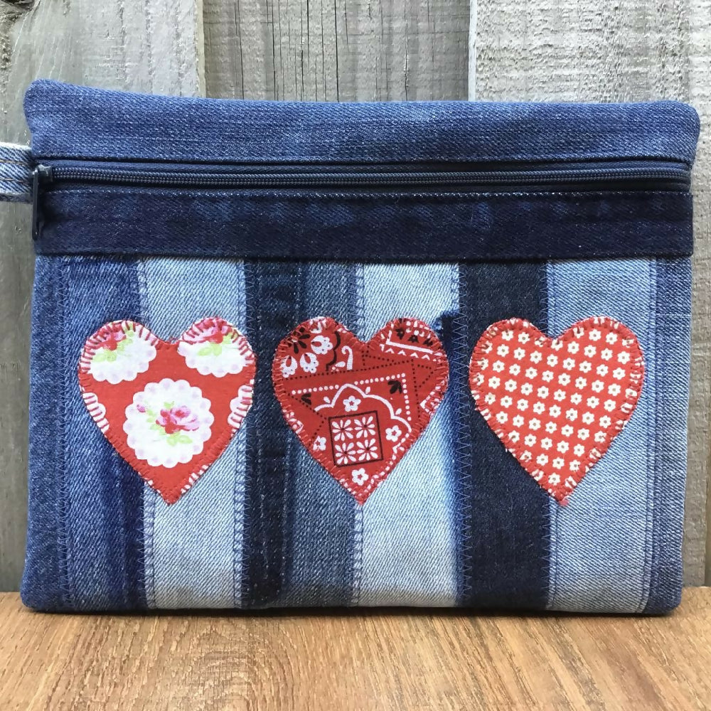 Upcycled_denim_pouch_04g