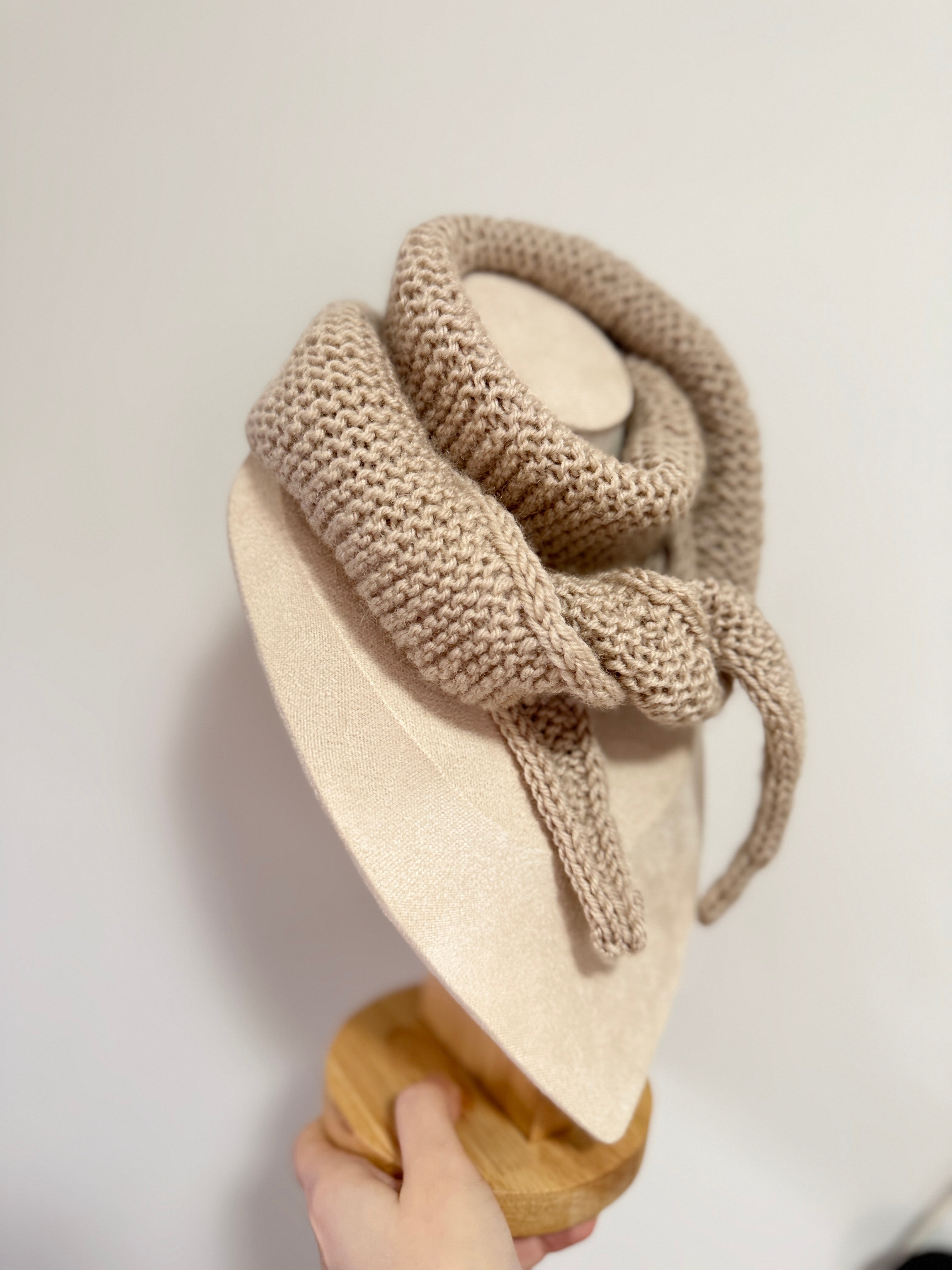 Knit sophie scarf in light beige