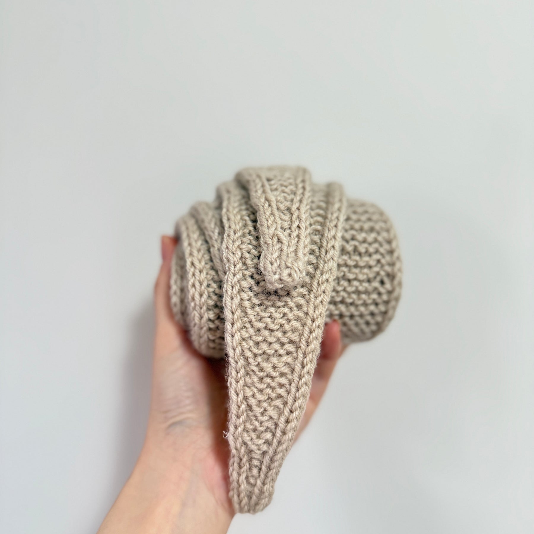 Knit sophie scarf in light beige