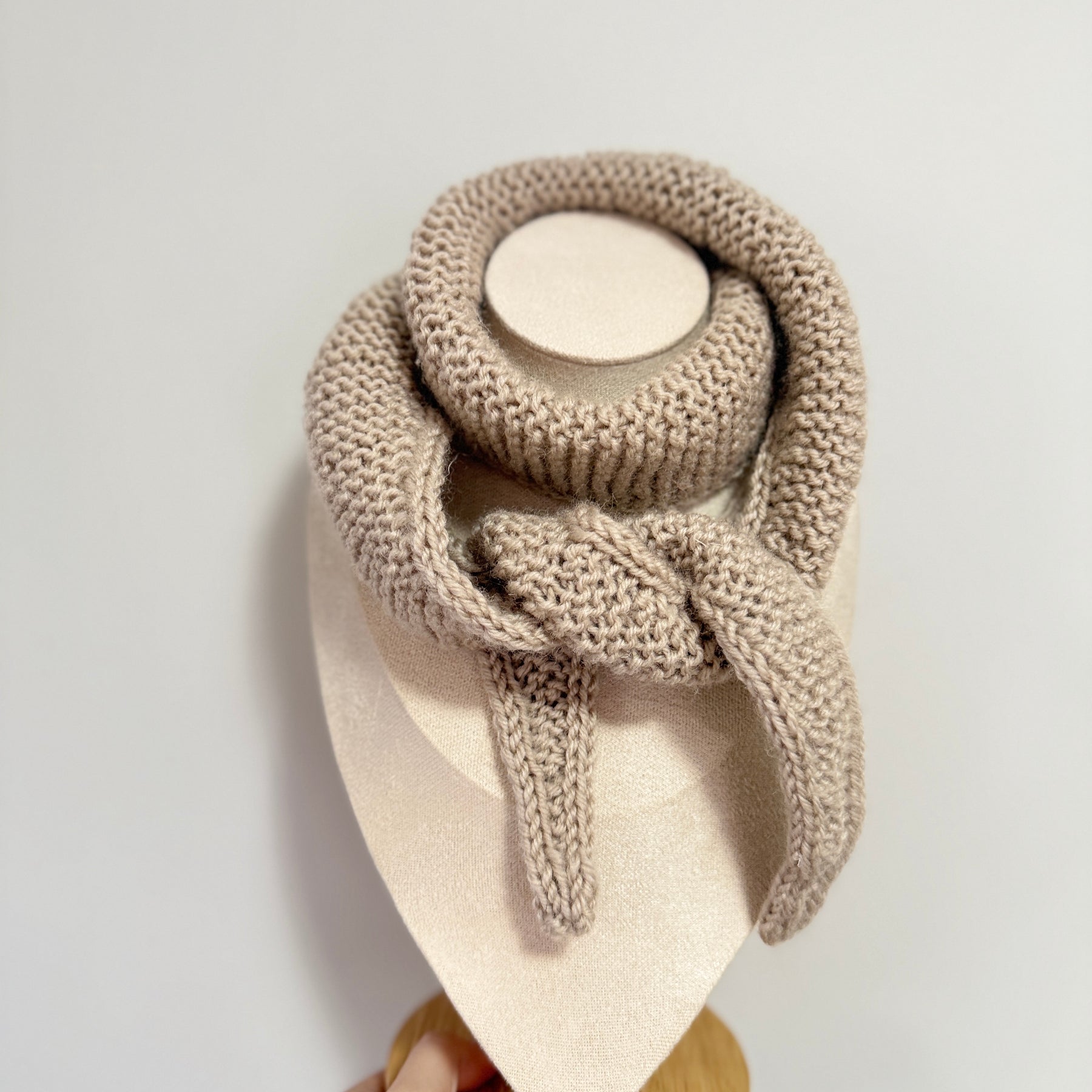 Knit sophie scarf in light beige