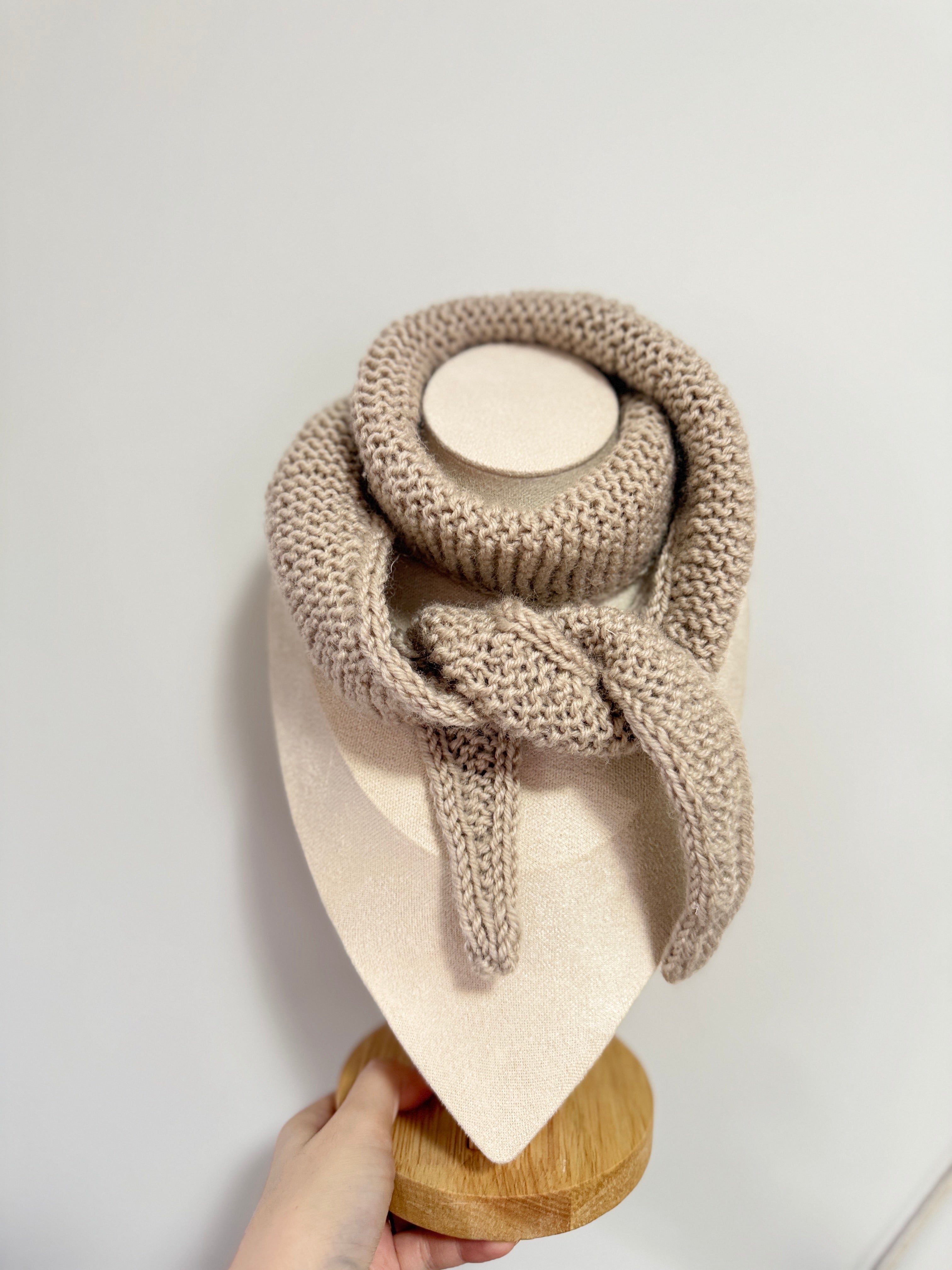 Knit sophie scarf in light beige